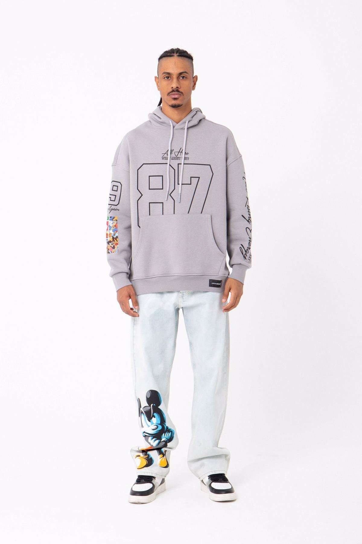 СТАРАЯ ШКОЛА С КАПЮШОНОМ