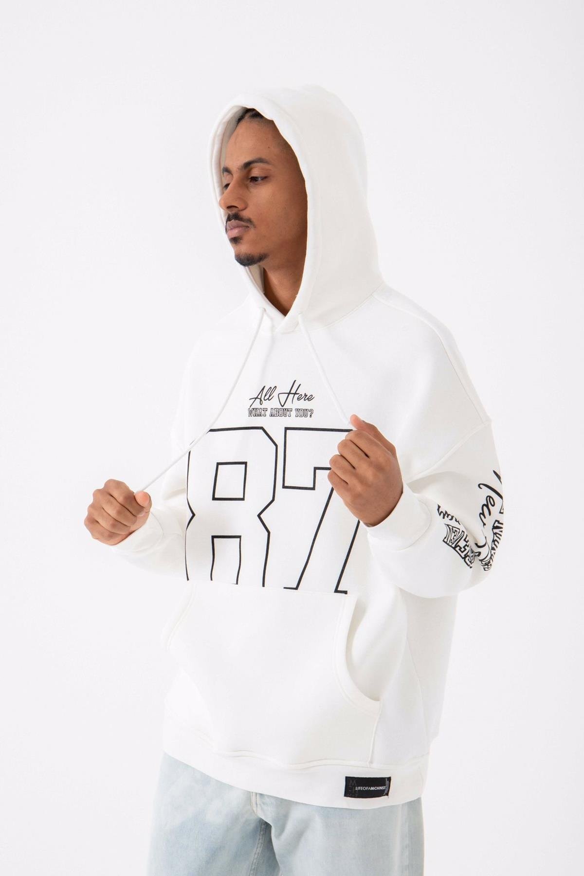 СТАРАЯ ШКОЛА С КАПЮШОНОМ