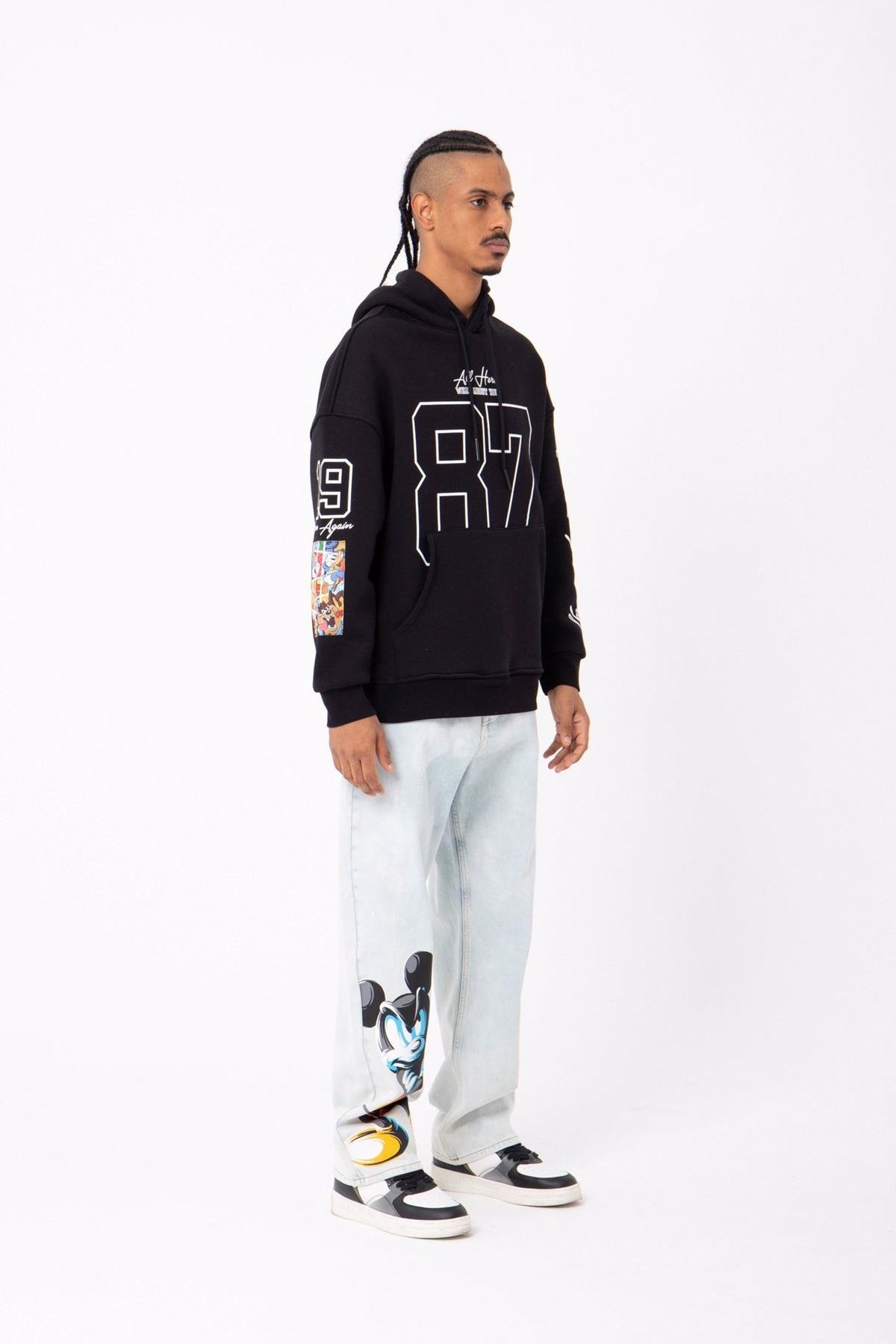 СТАРАЯ ШКОЛА С КАПЮШОНОМ