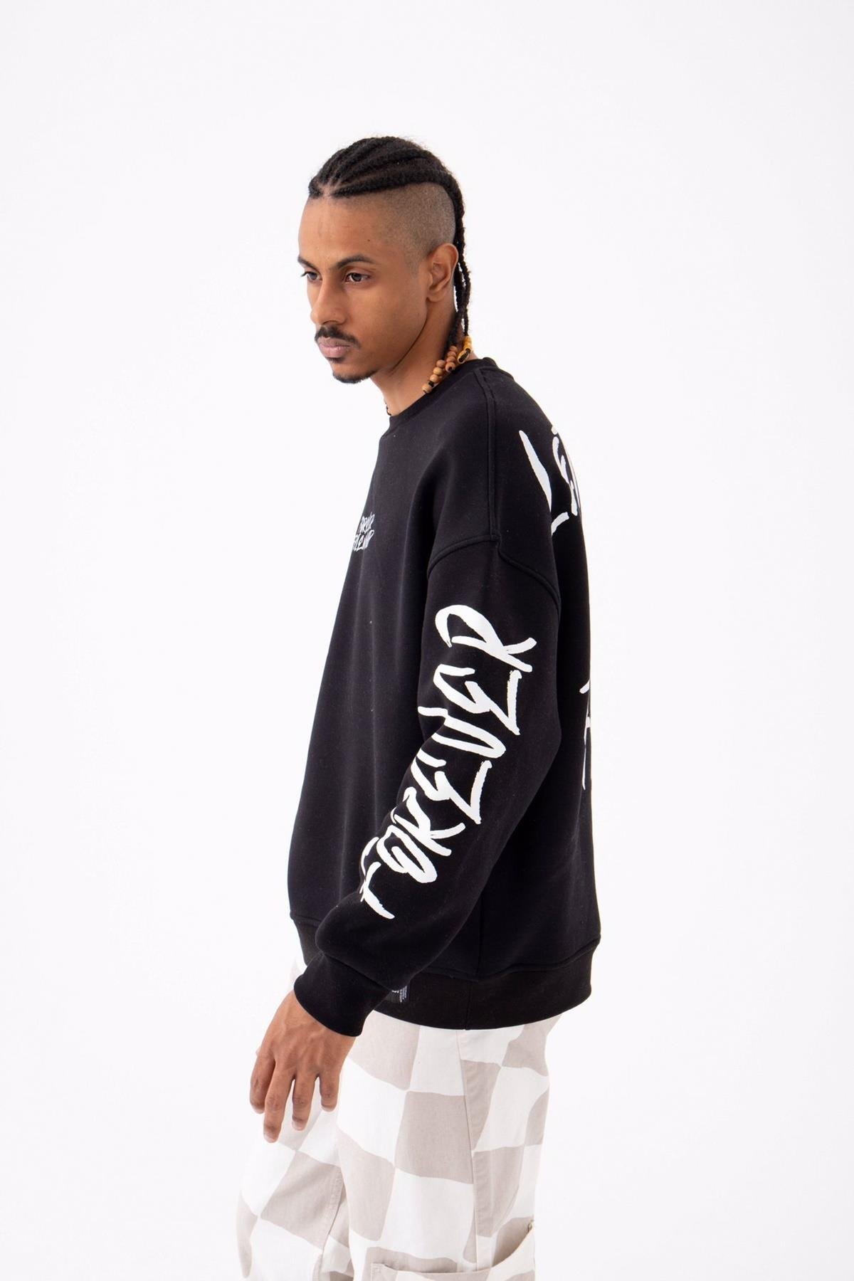 OLD-SCHOOL-SWEATSHIRT