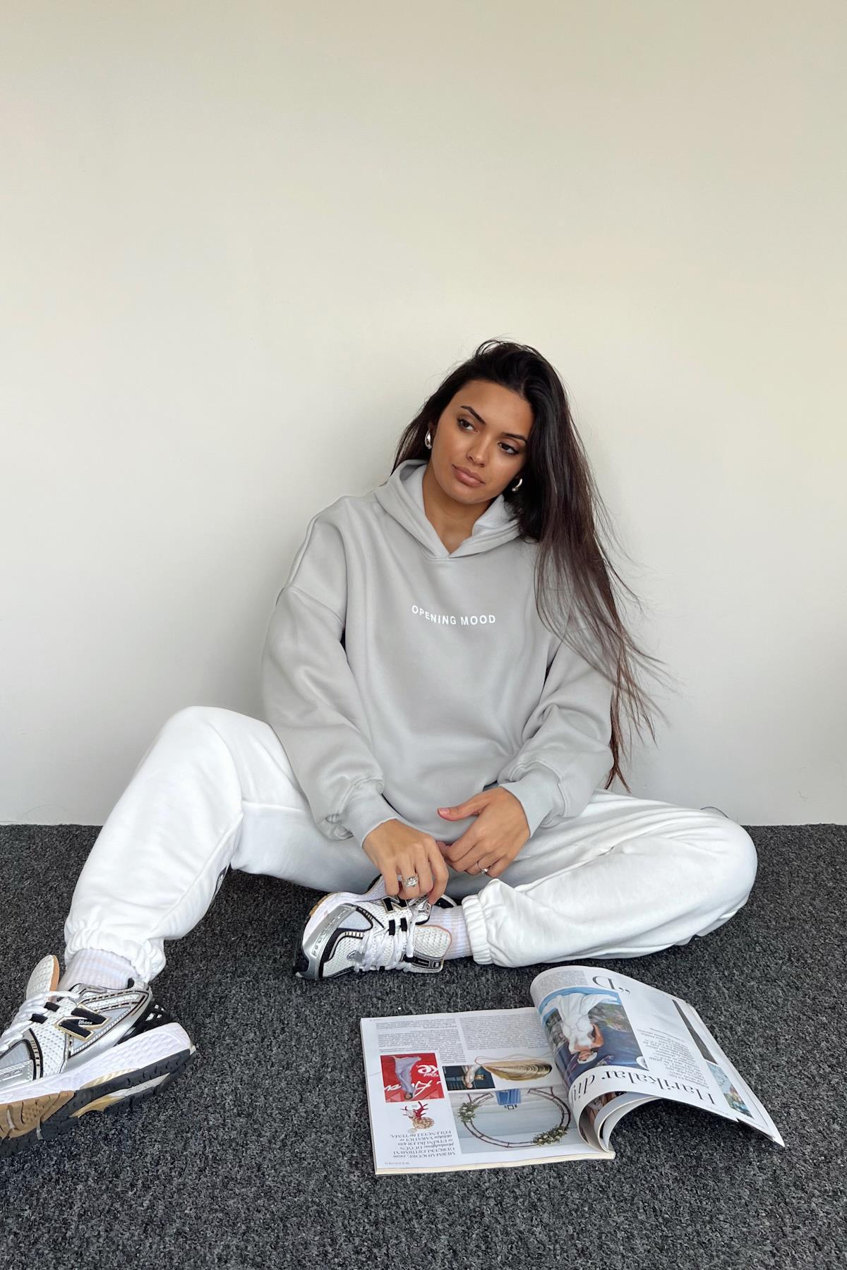 OPENNING FRONT BACK PRINTED HOODED SWEATSHIRT