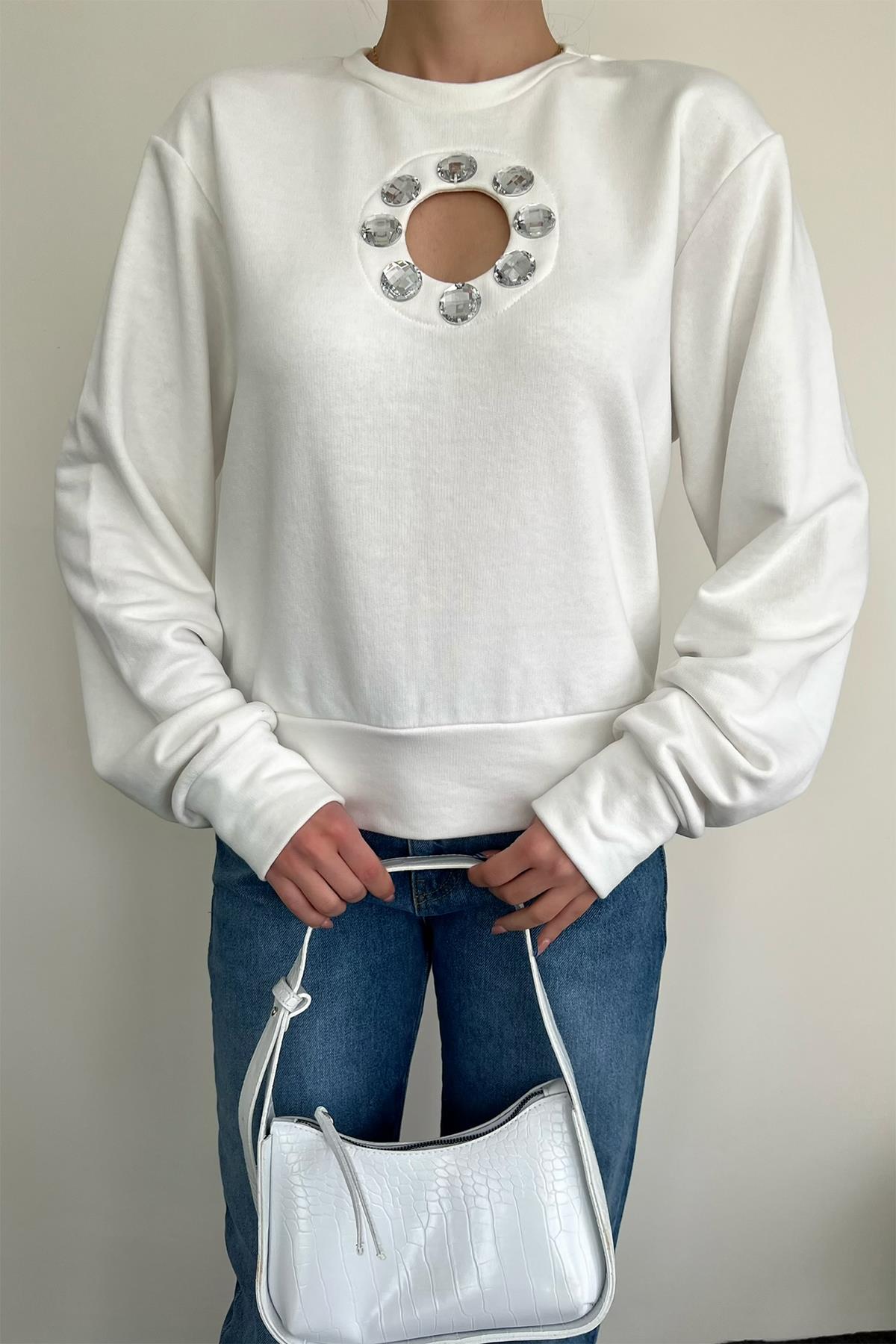 СВИТШОТ С ОКНОМИ И КАМНЯМИ