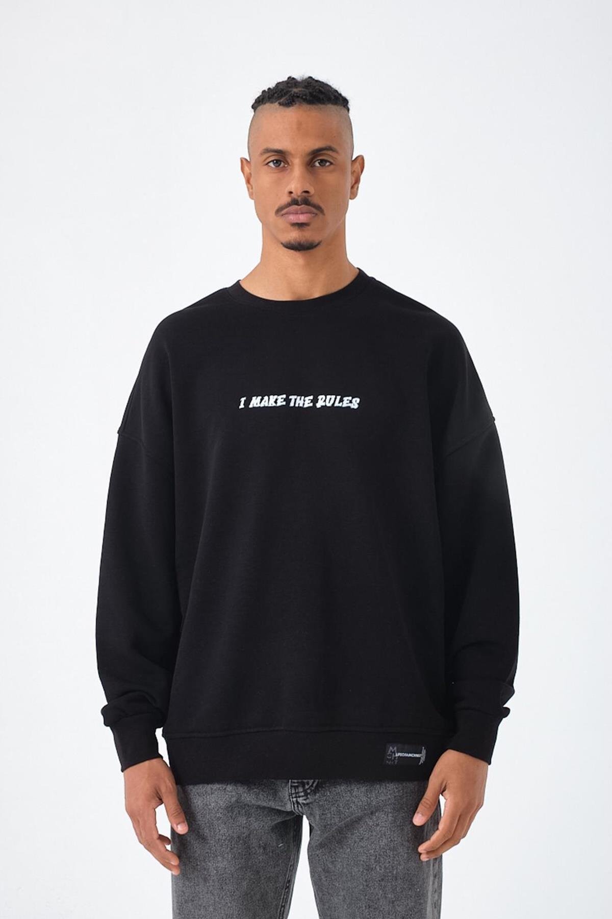 POWERED OLD SCHOOL SWEATSHIRT