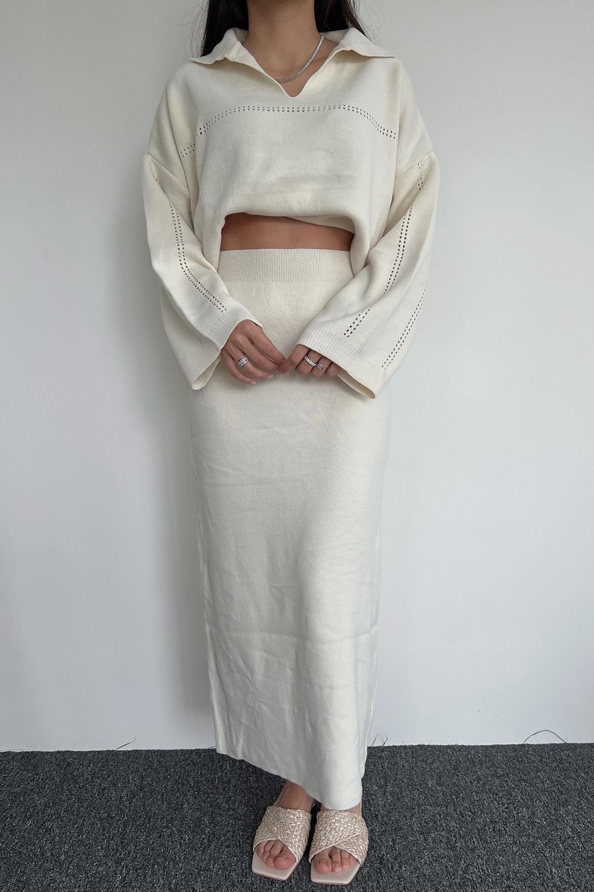 ОТКРЫТЫЙ ТРИКОТАЖНЫЙ КОСТЮМ С ЮБКОЙ