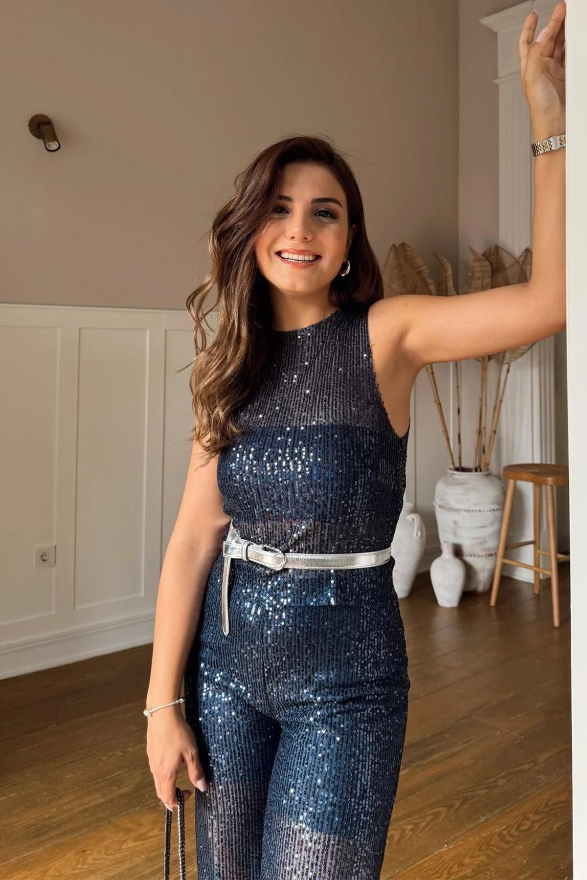 İKİLİ PUL PAYET TAKIM LACİVERT