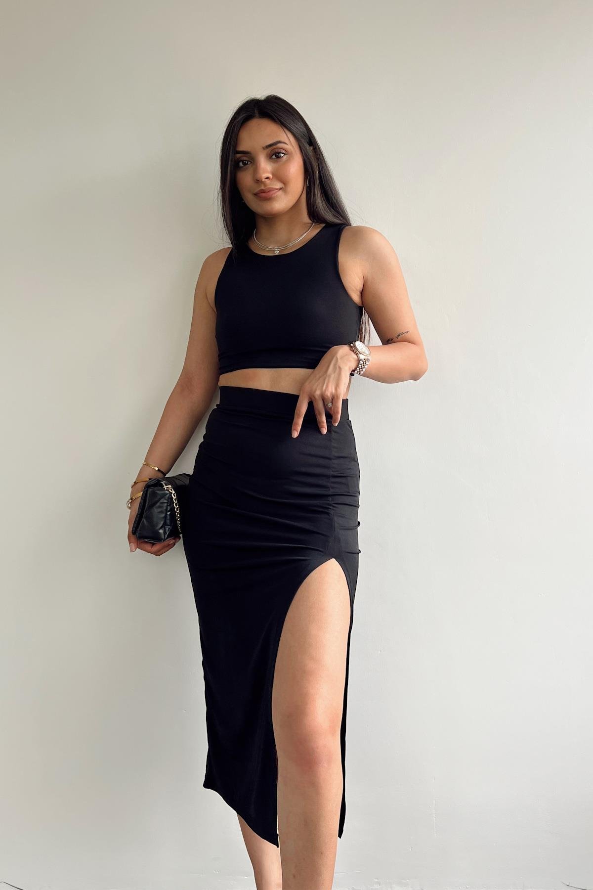 ÄRMELLOSER CROP-ROCK-ANZUG