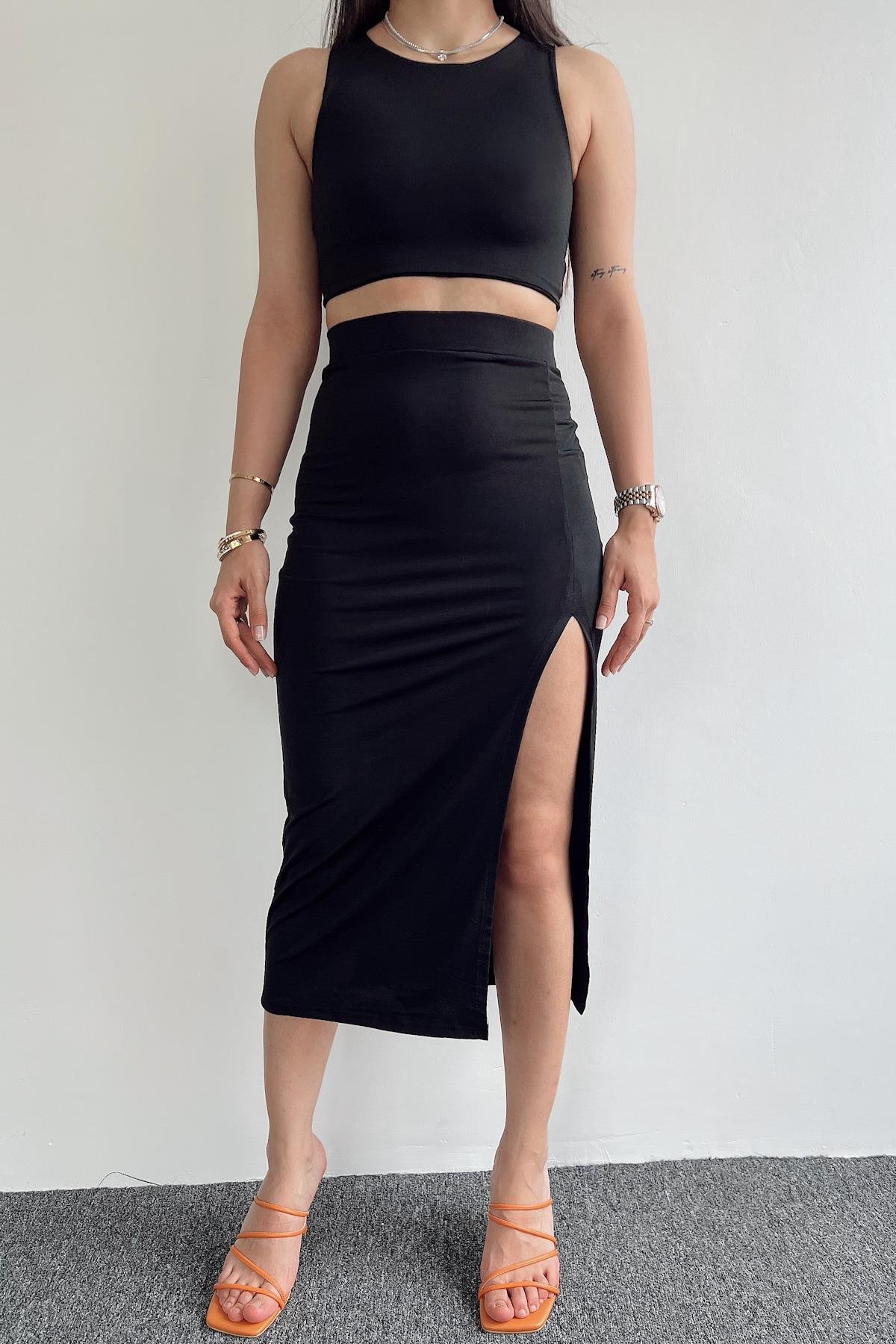 ÄRMELLOSER CROP-ROCK-ANZUG