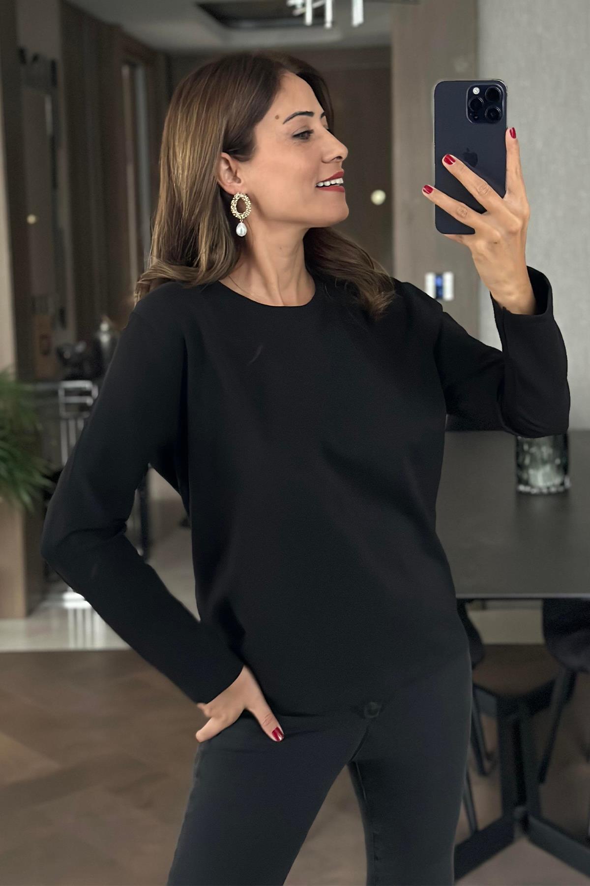 BASIC UZUN KOLLU TİŞÖRT SİYAH