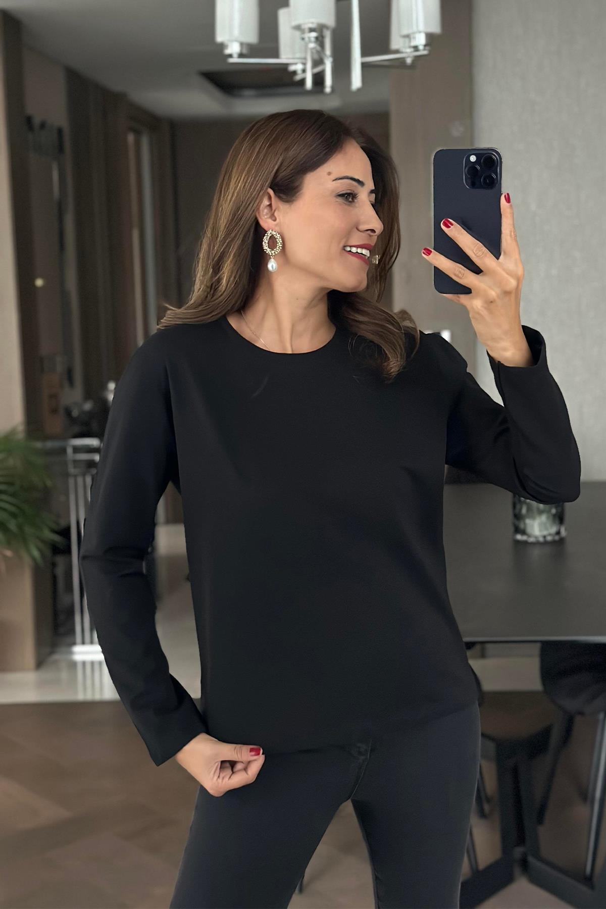 BASIC UZUN KOLLU TİŞÖRT SİYAH