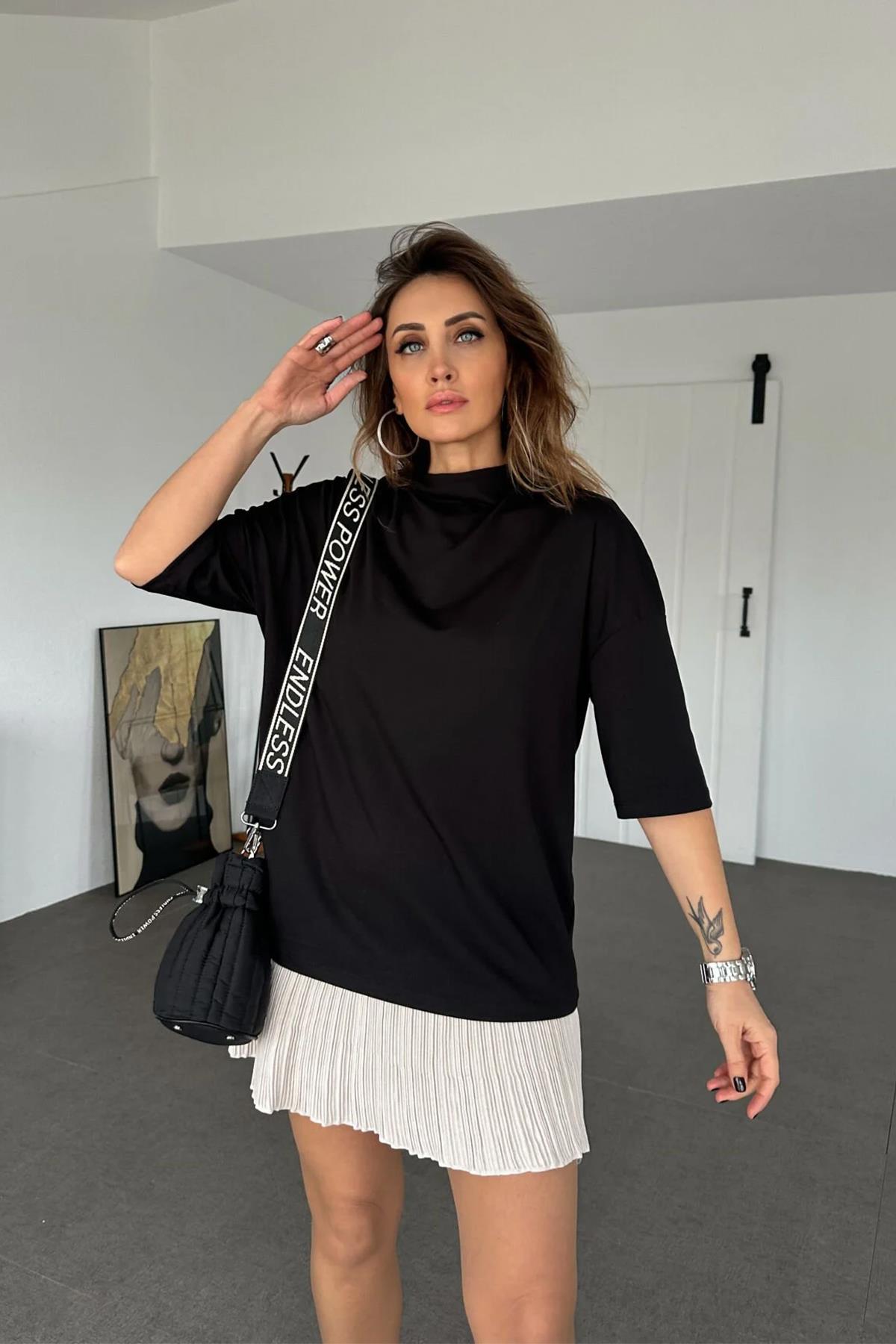 DİK YAKA DÜŞÜK OMUZLU TİŞÖRT SİYAH