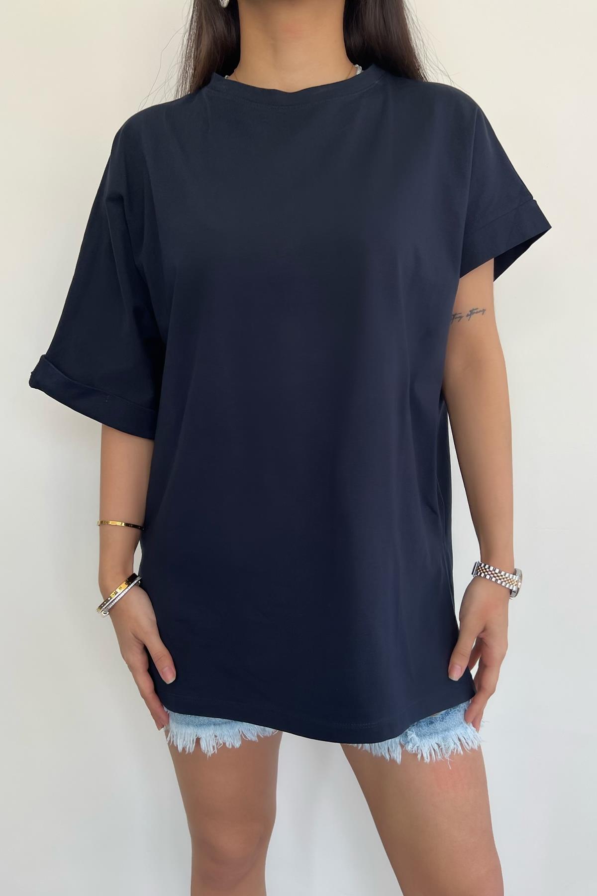 KOLU KATLAMALI OVERSİZE BİSİKLET YAKA TİŞÖRT LACİVERT