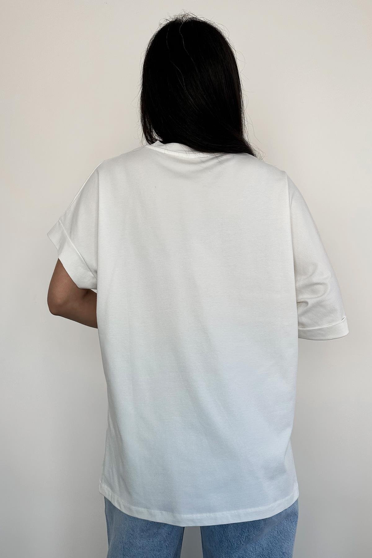 KOLU KATLAMALI OVERSİZE BİSİKLET YAKA TİŞÖRT BEYAZ