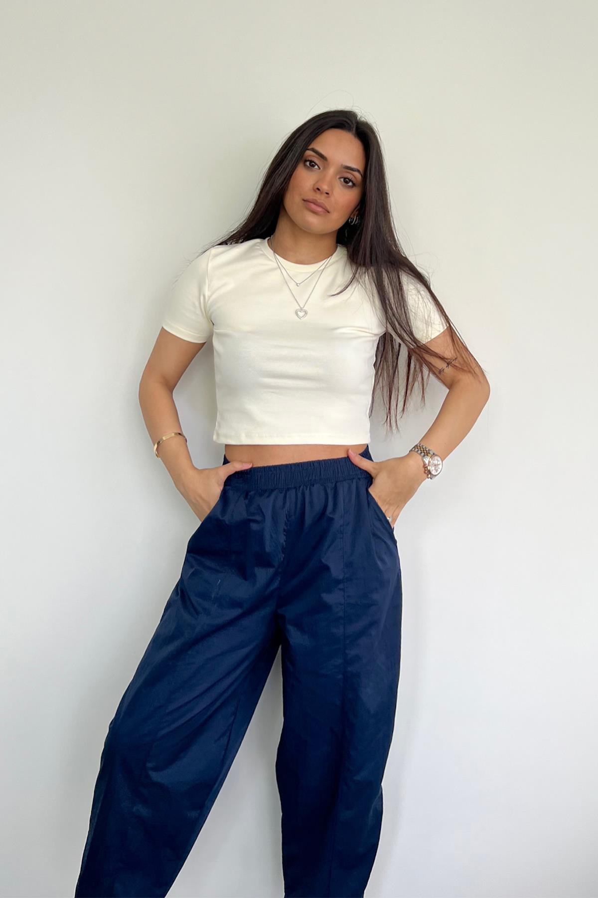 تي شيرت ليكرا ريبون الأساسي