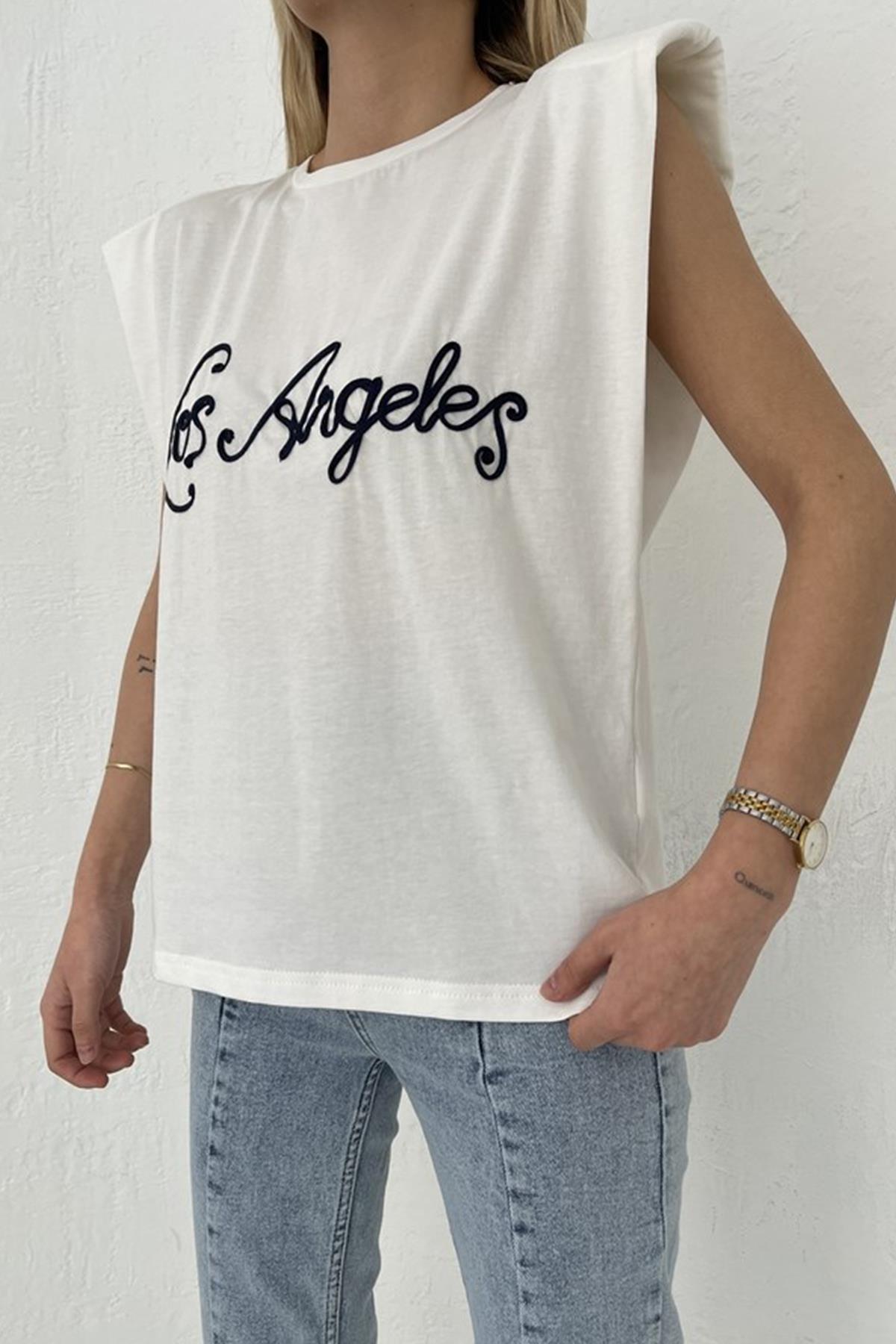 تي شيرت لوس أنجلوس مطرز