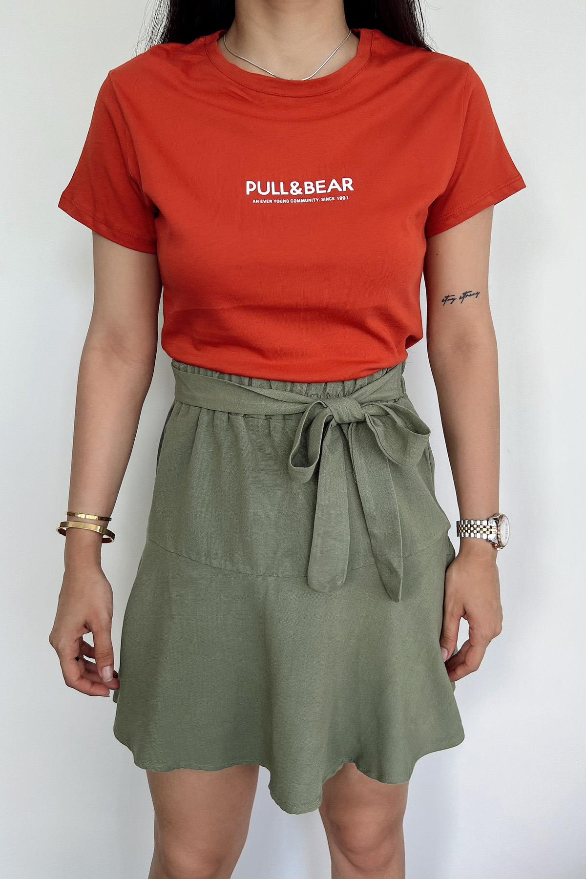 PULL&BEAR BEDRUCKTES T-SHIRT