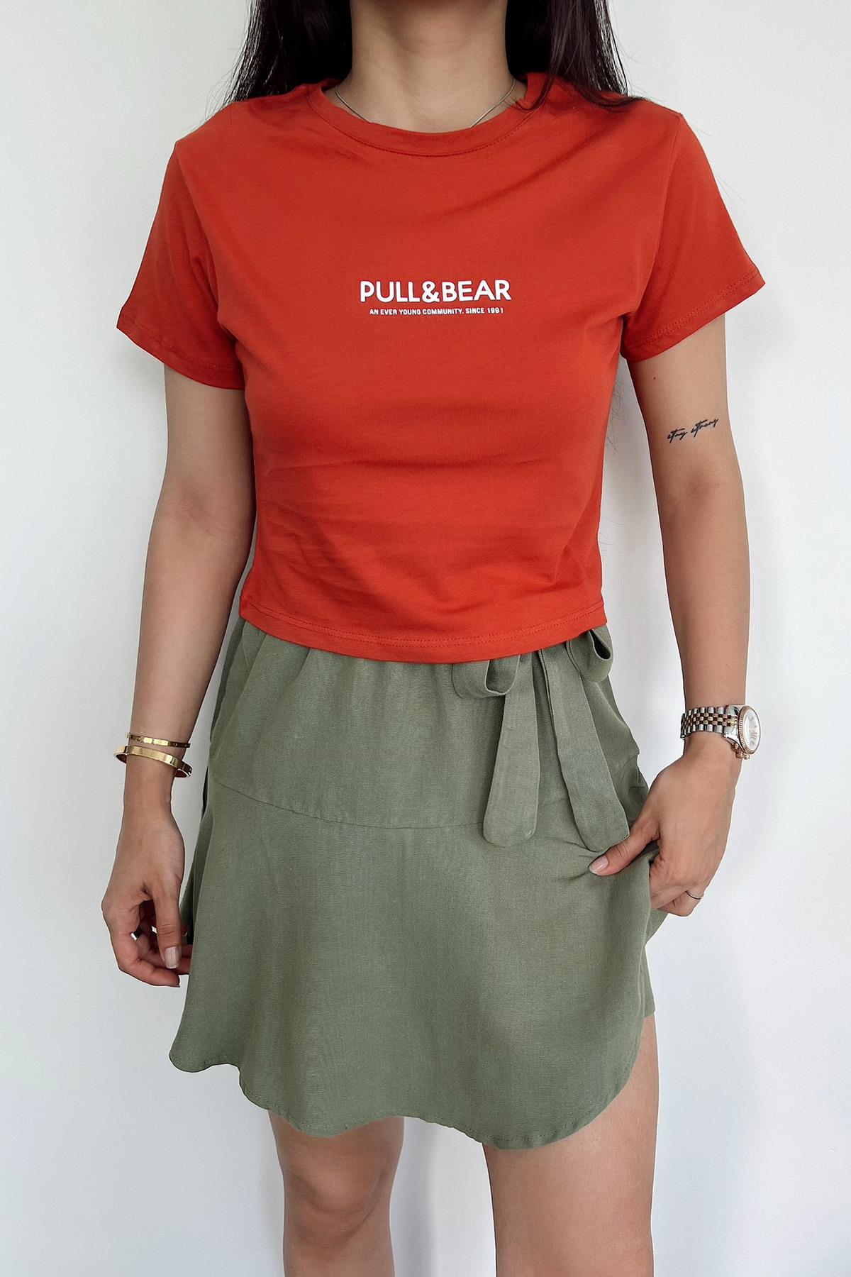 PULL&BEAR BEDRUCKTES T-SHIRT