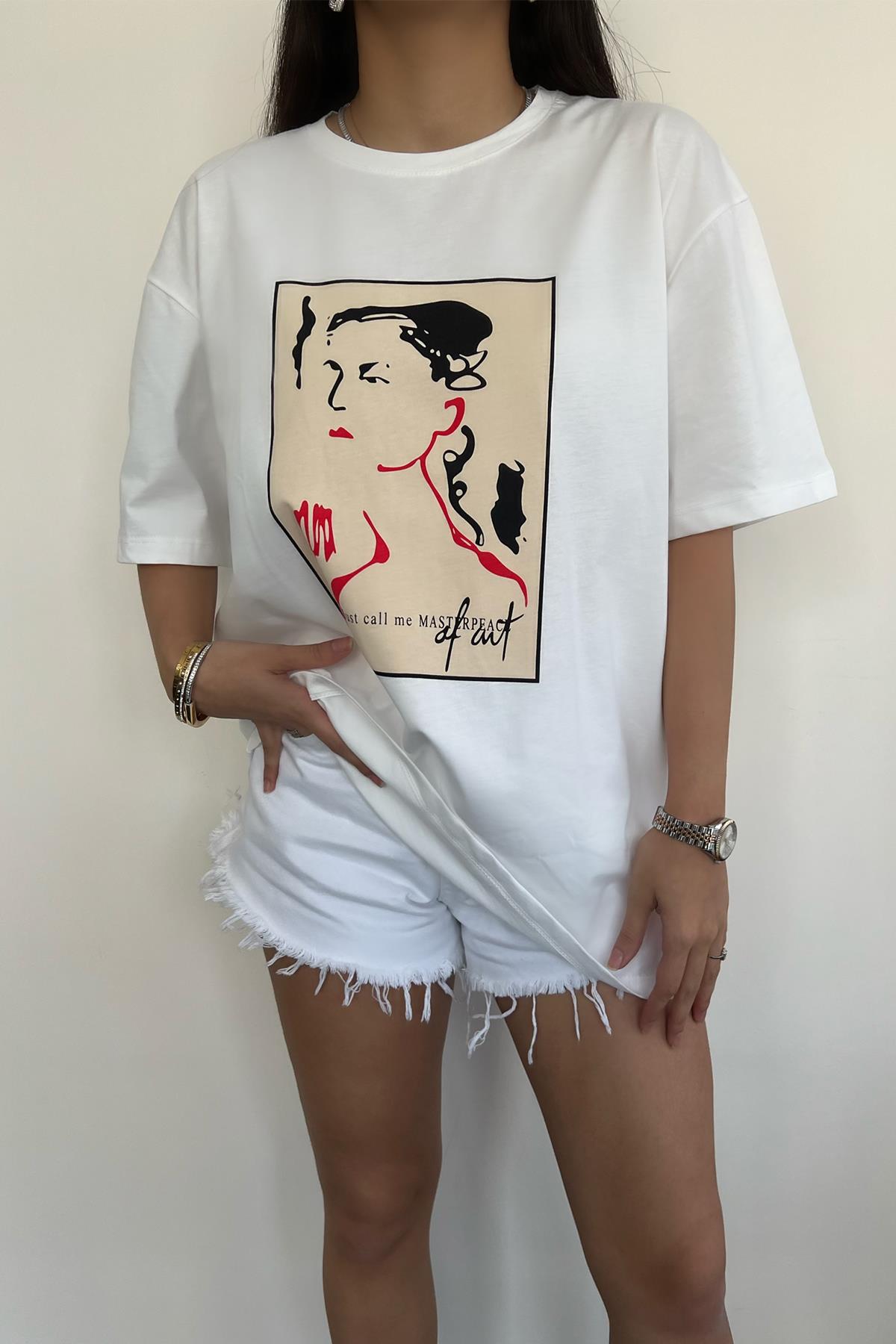 TABLO BASKILI TİŞÖRT BEYAZ