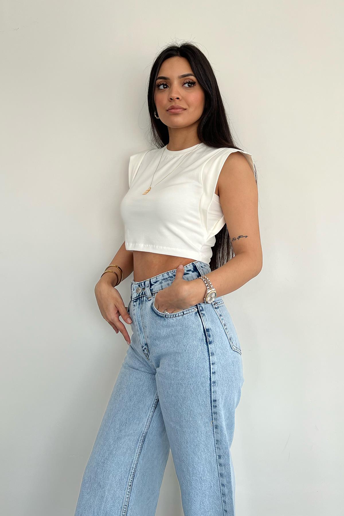 CROP KOL DETAYLI TİŞÖRT KREM