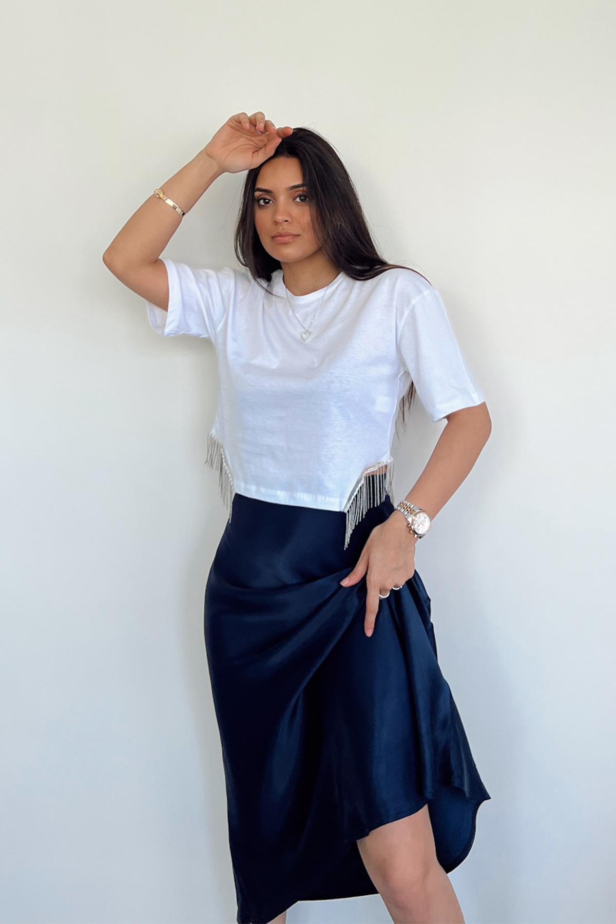 T-SHIRT WITH CHAIN SIDES