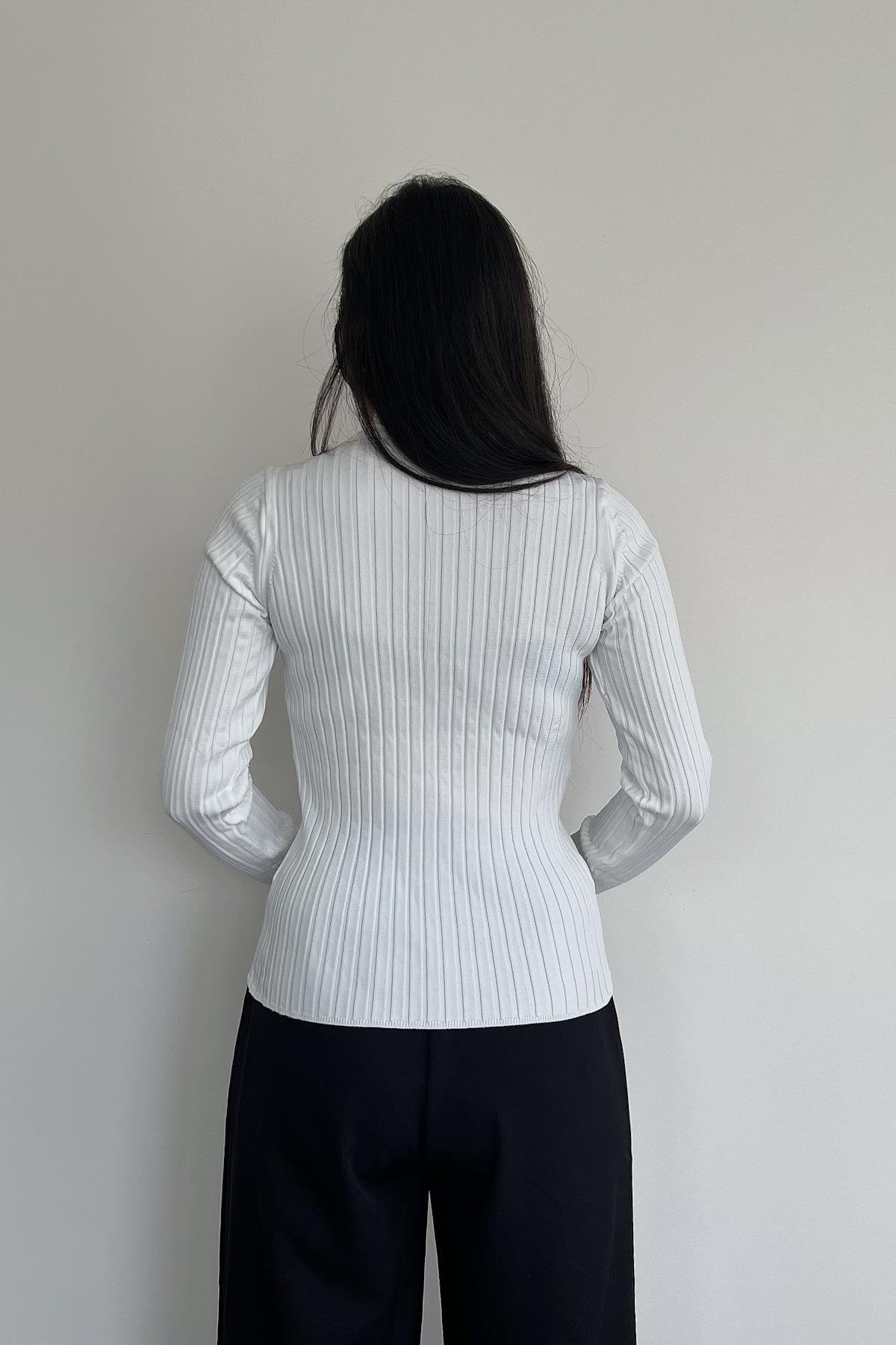 БАЛИКЧИ ЯКА ФУРФИРЛИ ТРИКО