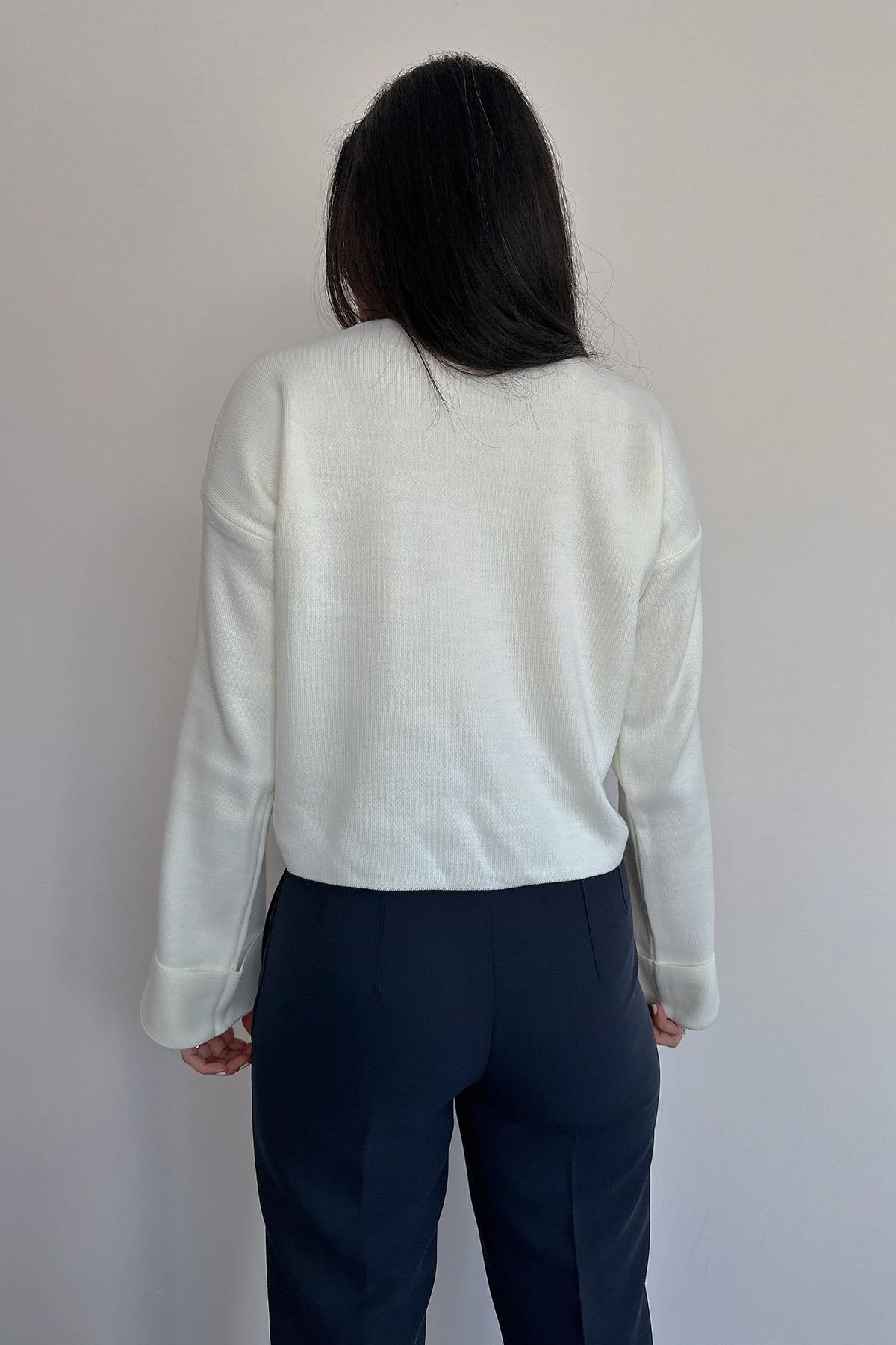 BİSİKLET YAKA UZUN KOLLU CROP TRİKO EKRU