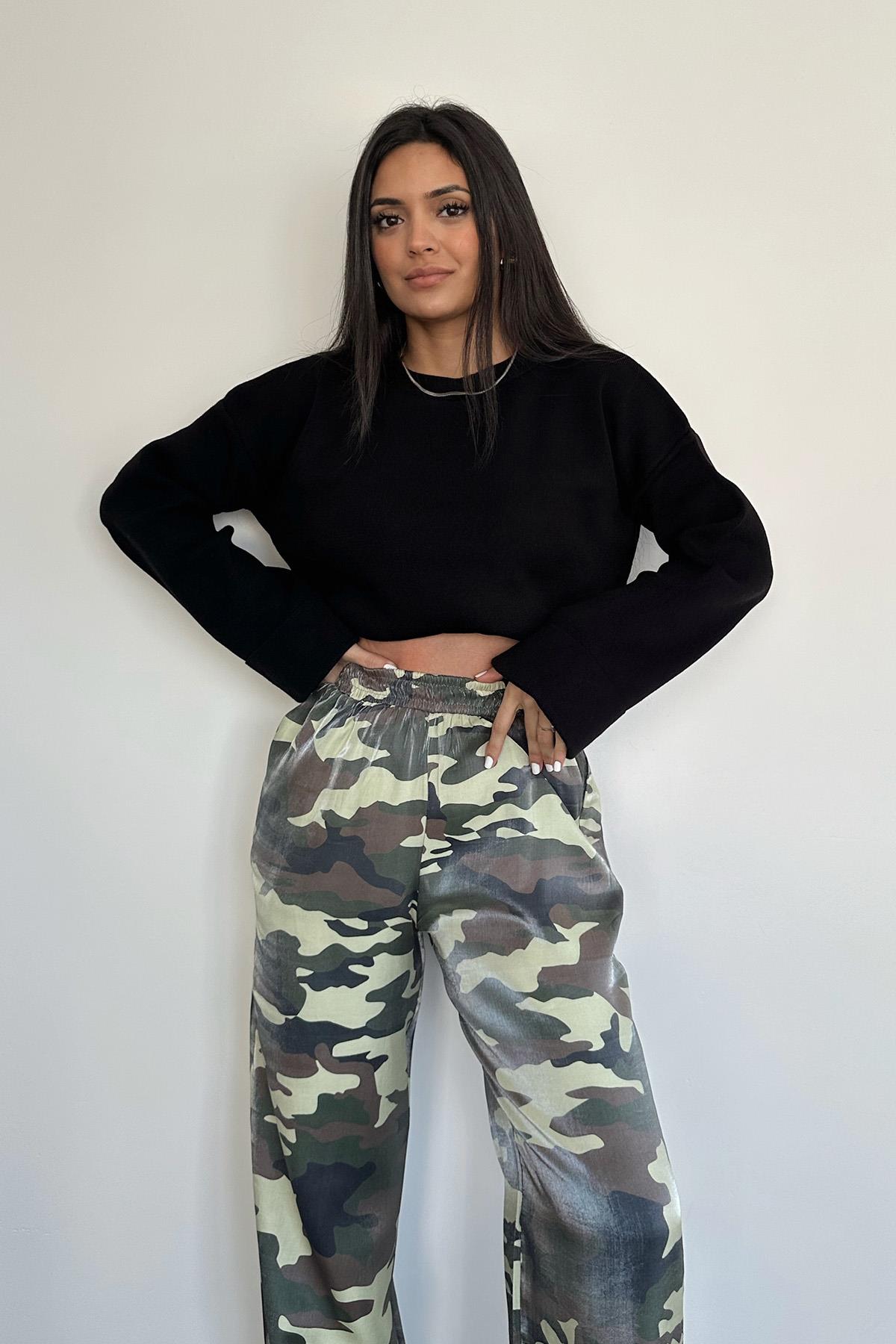 BİSİKLET YAKA UZUN KOLLU CROP TRİKO SİYAH