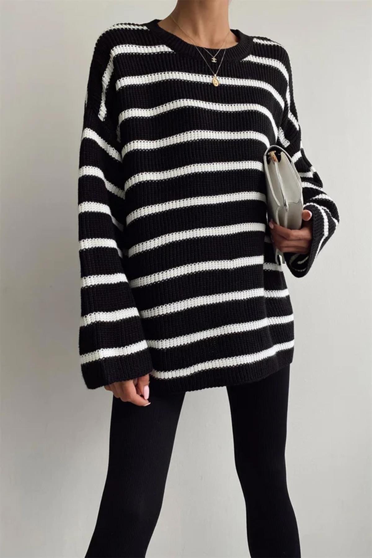 GESTREIFTER STRICKPULLOVER MIT RUNDHALS