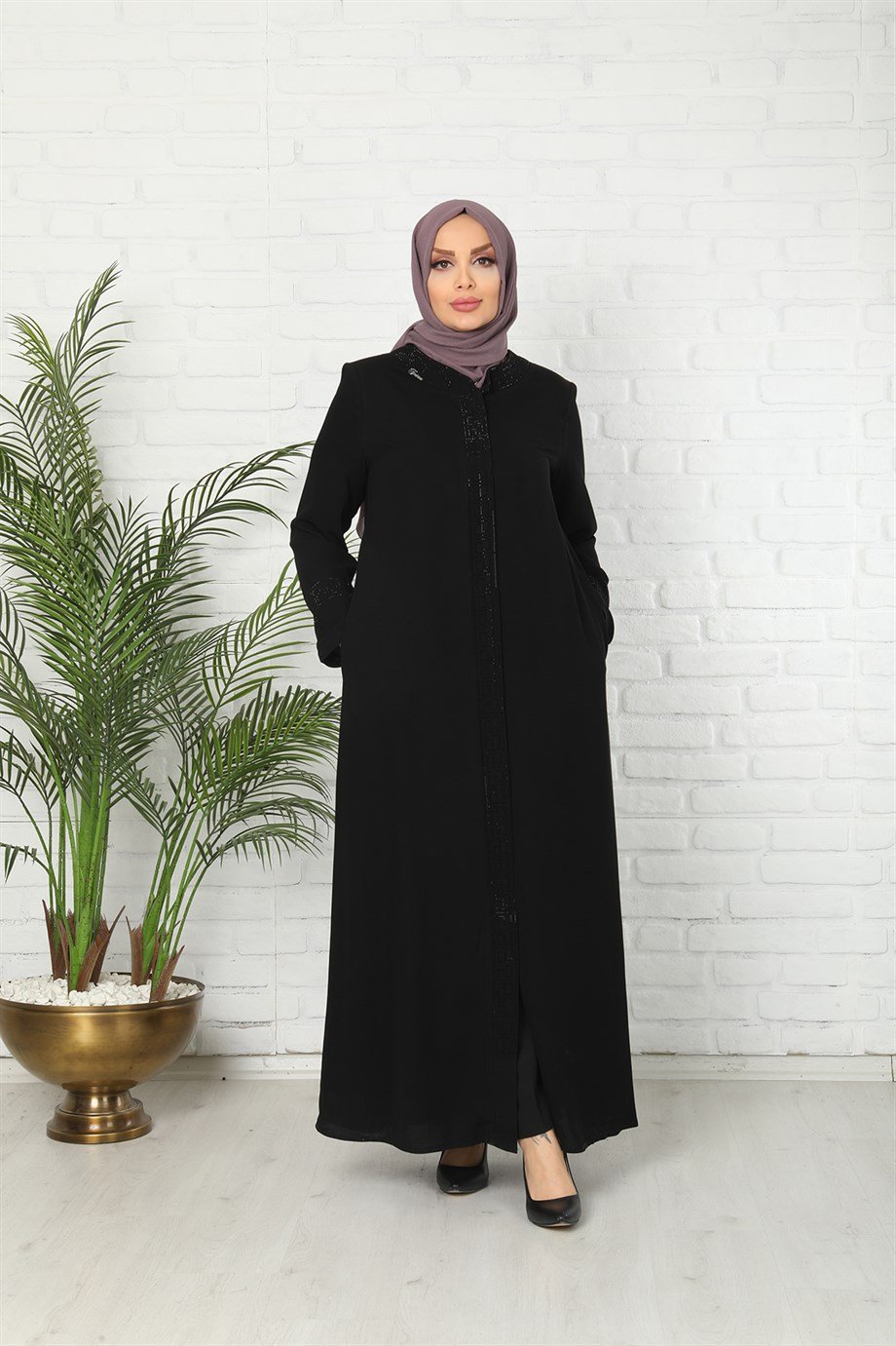Fermuarlı Taşlı Siyah Ferace
