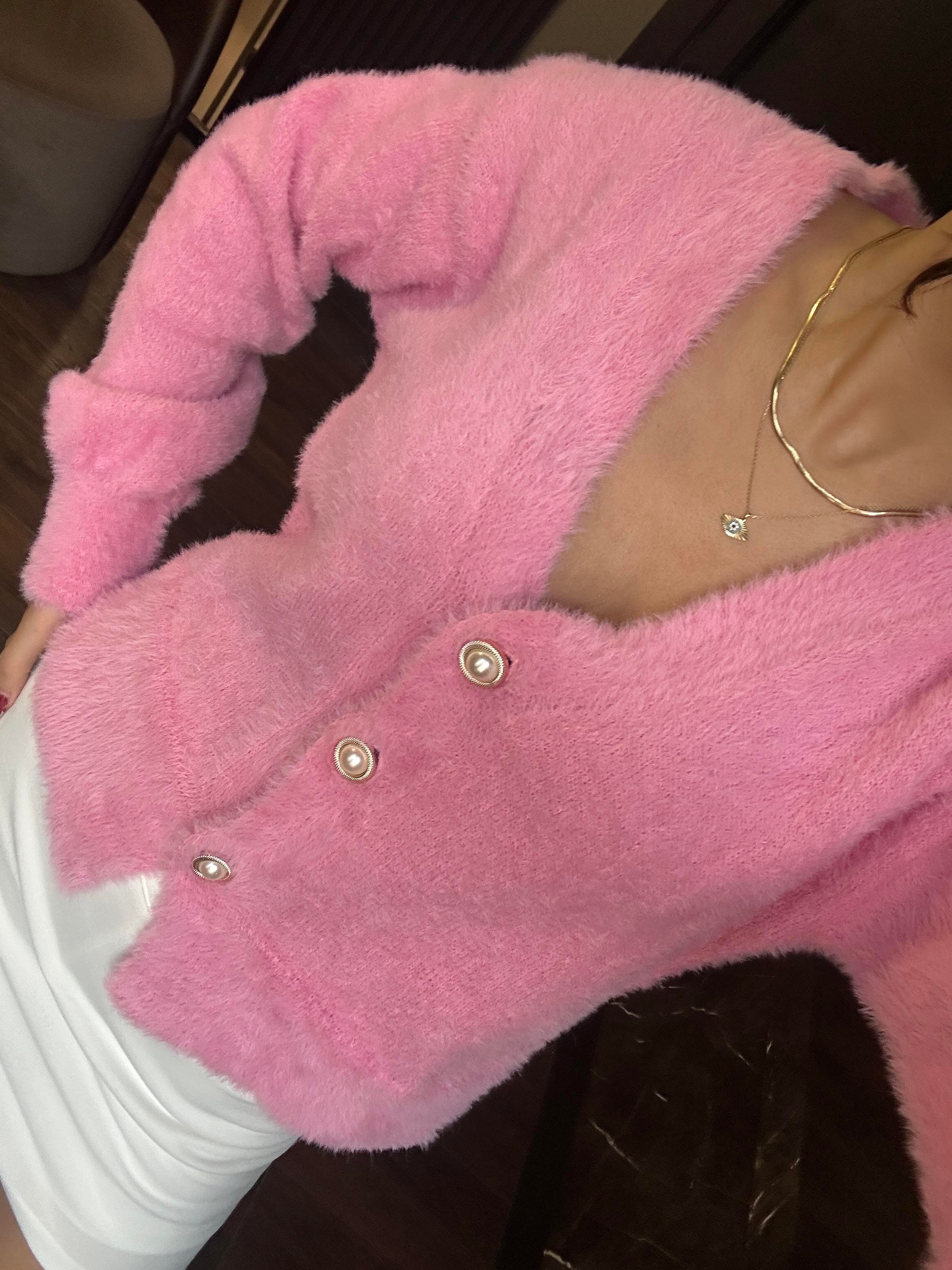 İNCİ DÜĞMELİ YUMOŞ PEMBE HIRKA