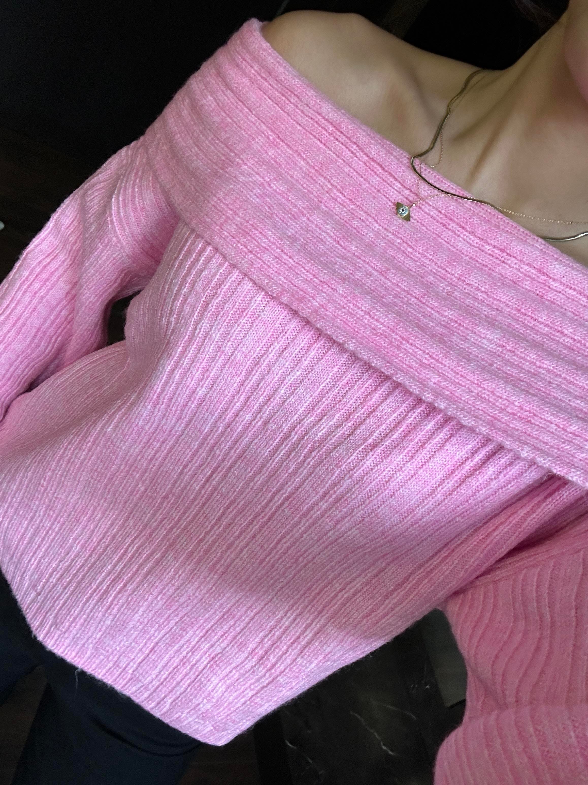 PEMBE SALAŞ MADONNA KAZAK