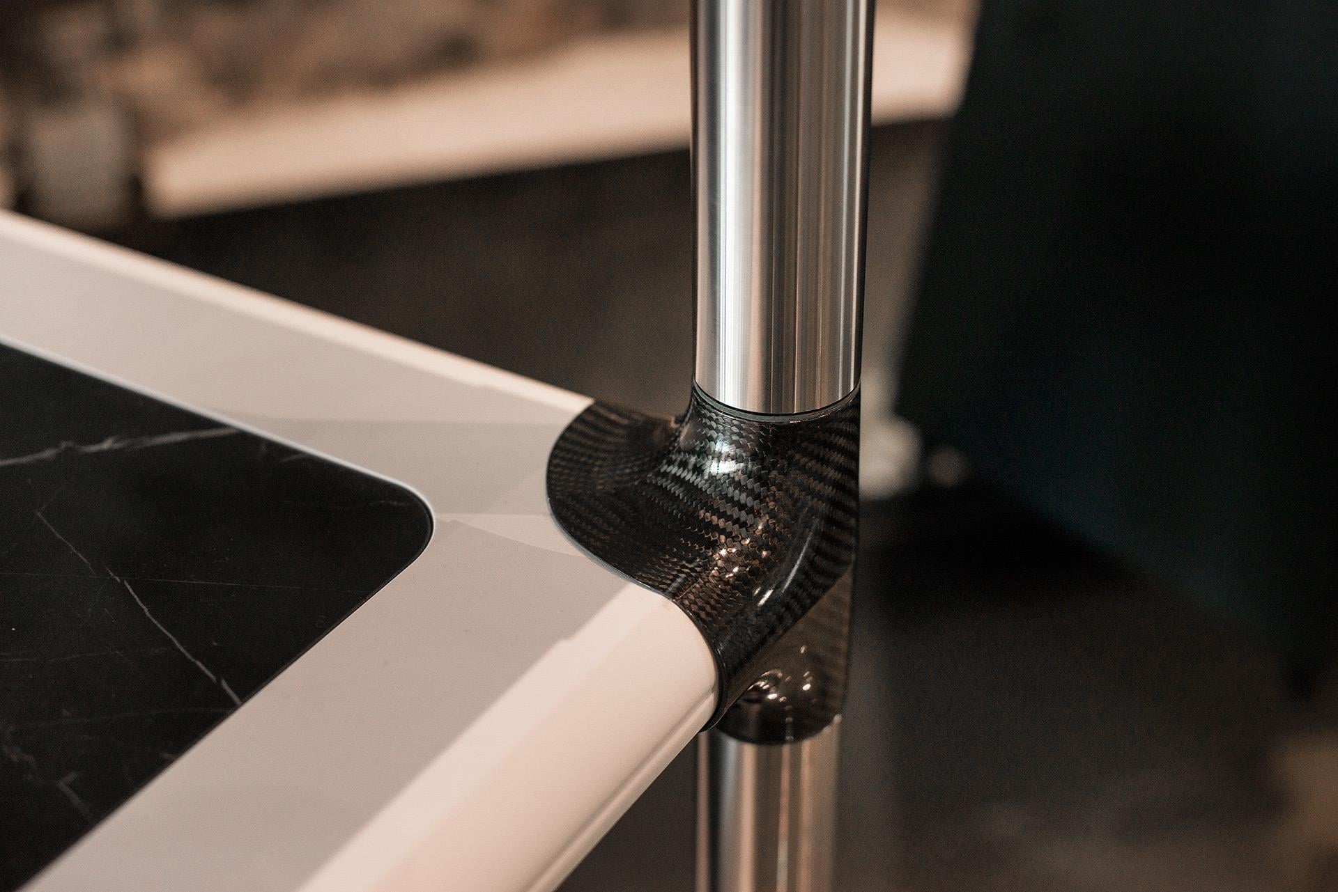 BASSOCONTINUO  Aeroline Line F2  Hifi Sehpa
