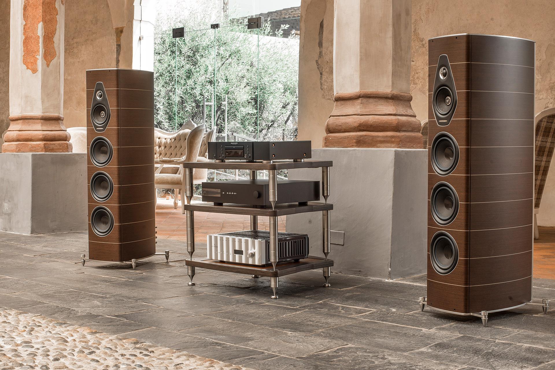 BASSOCONTINUO  Reference Line Accordeon  XL4 2.1 Hifi Sehpa