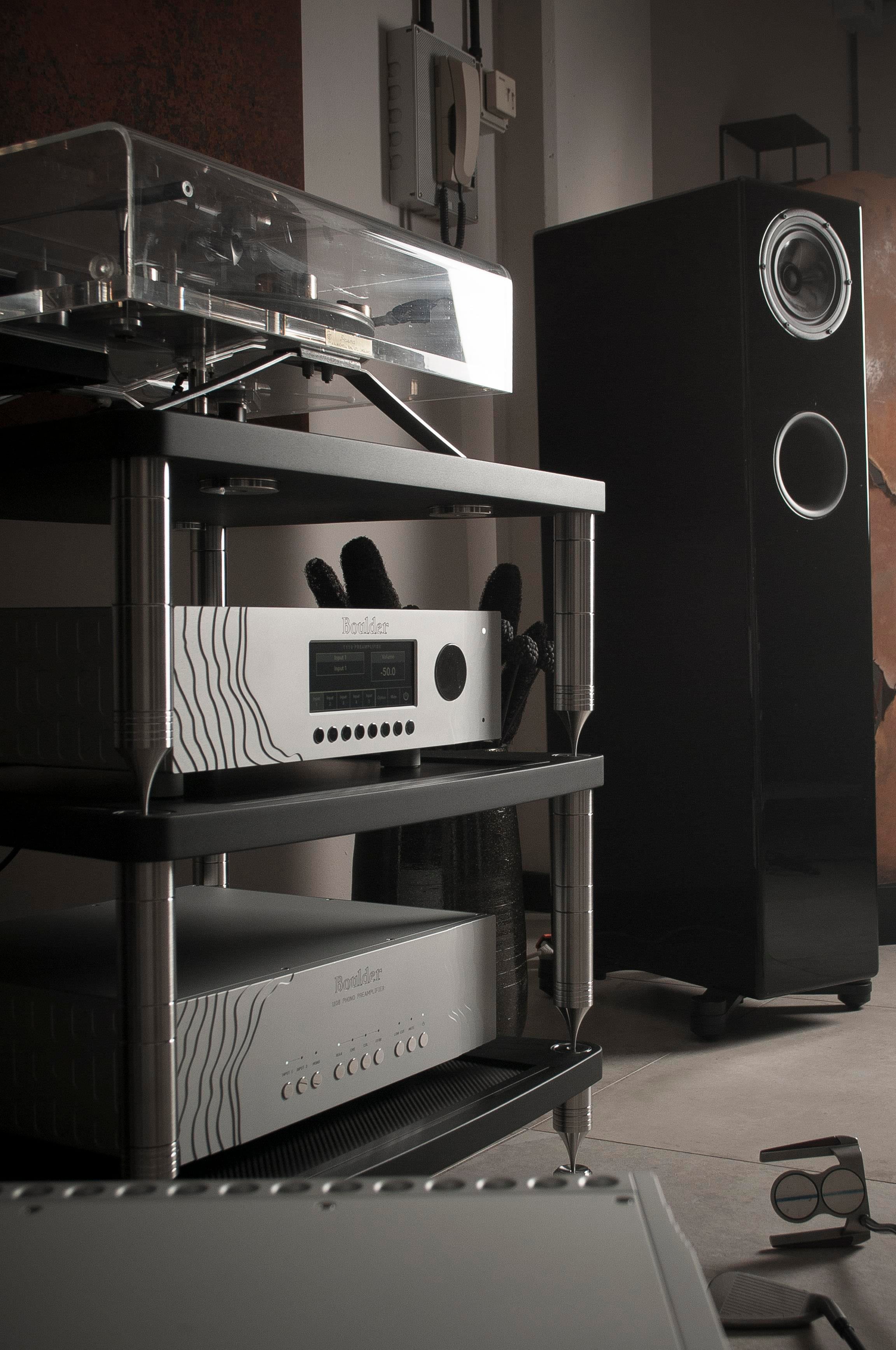 BASSOCONTINUO  Reference Line Accordeon  XL4 2.1 Hifi Sehpa