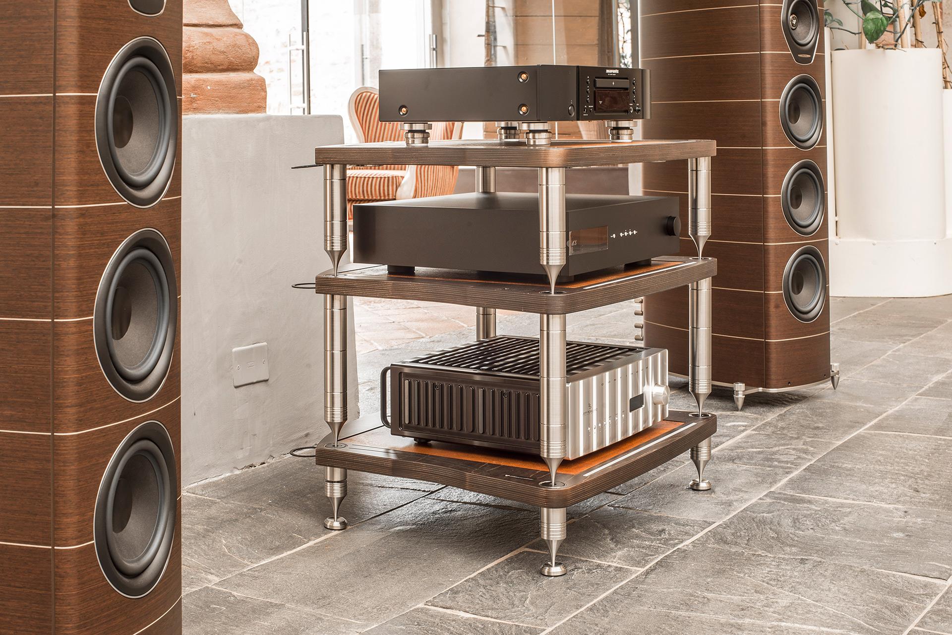 BASSOCONTINUO  Reference Line Accordeon  XL4 2.1 Hifi Sehpa
