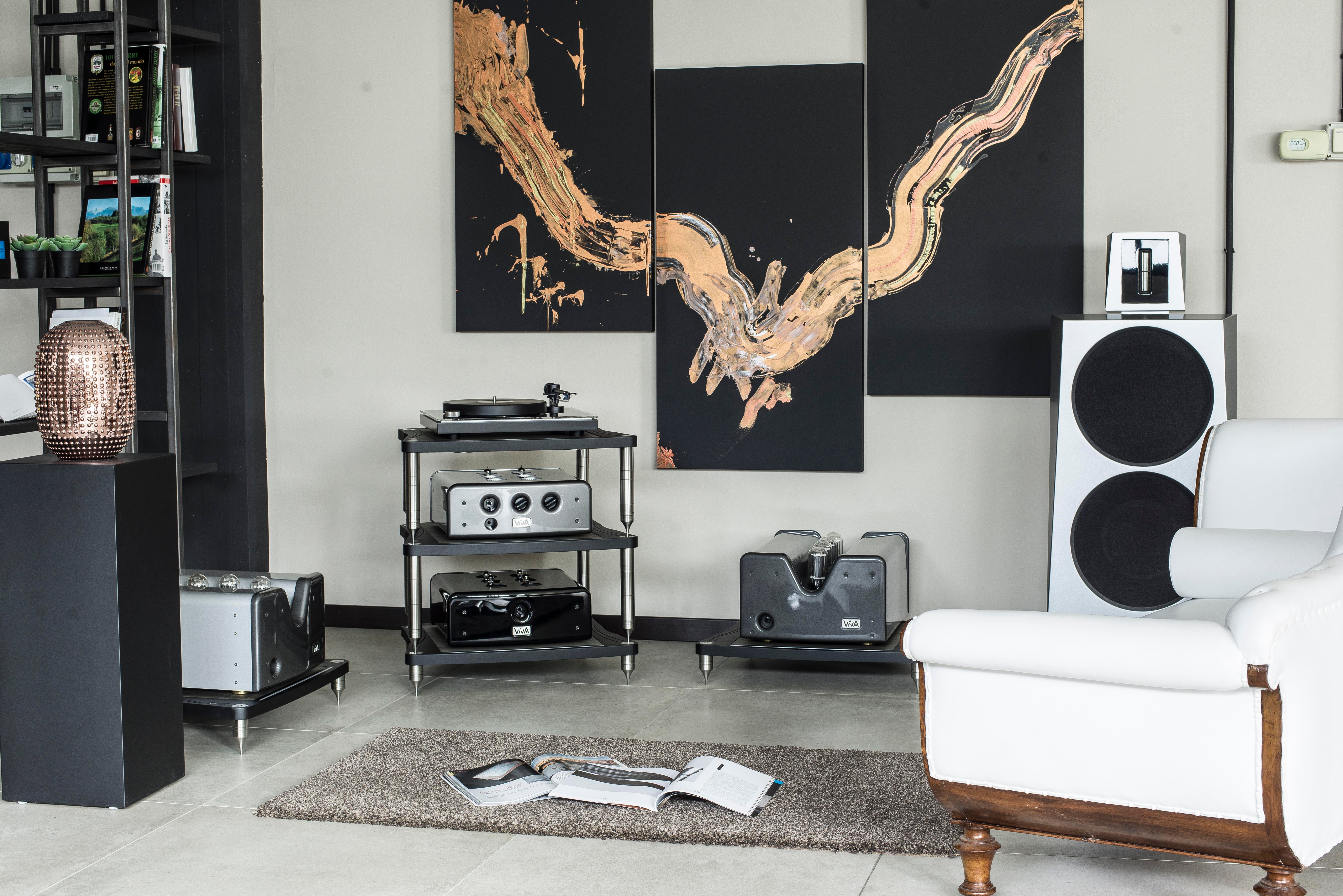 BASSOCONTINUO  Reference Line Accordeon  XL4 2.1 Hifi Sehpa