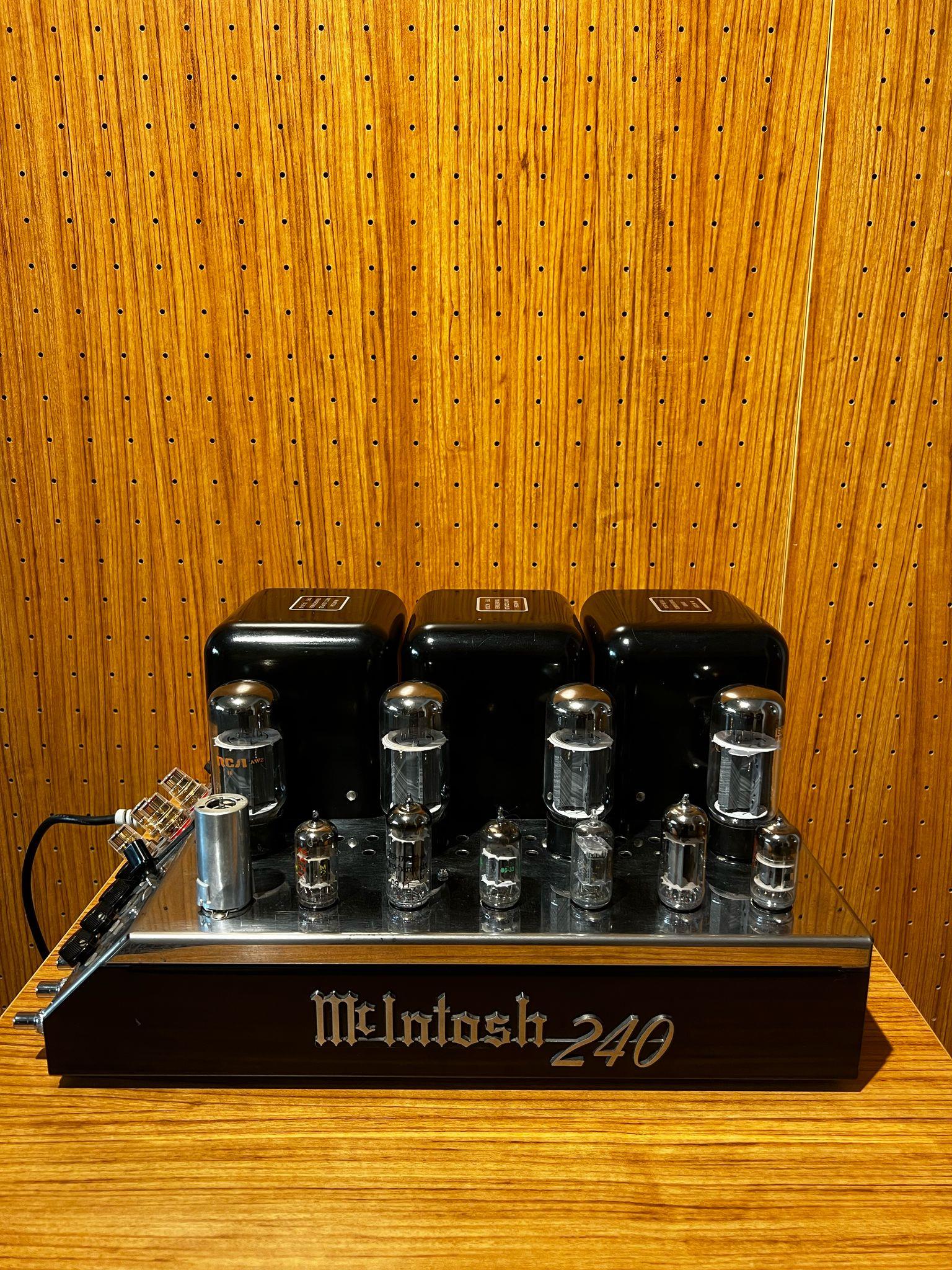 Mcintosh MC 250 Lambalı Power Amplifikatör