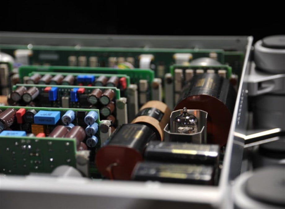 NAGRA HD PREAMP