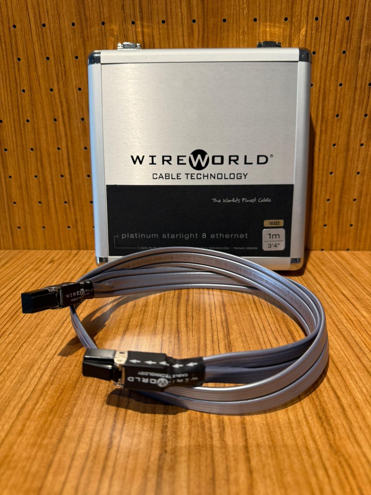 Wireworld Platinum Starlight 8 Eternet Kablo 1mt