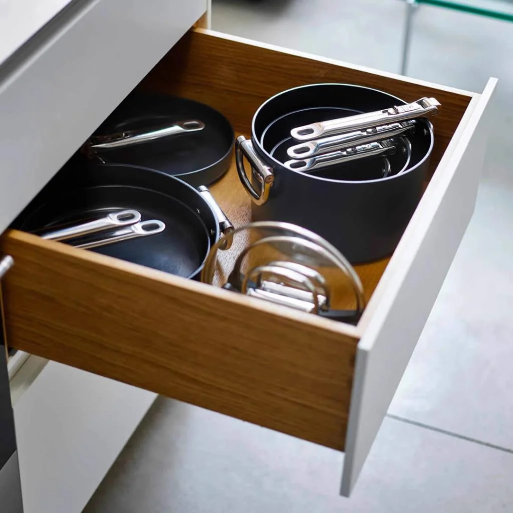 Joseph Joseph 45039 Space 23 Cm. Kapaklı Sos Tenceresi