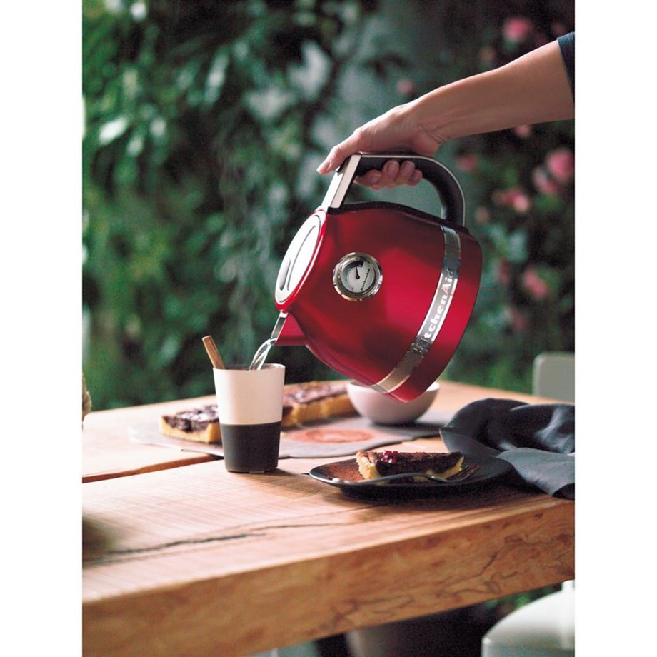 KitchenAid 5KEK1522ECA Artisan Candy Apple 1.5 Litre Kettle
