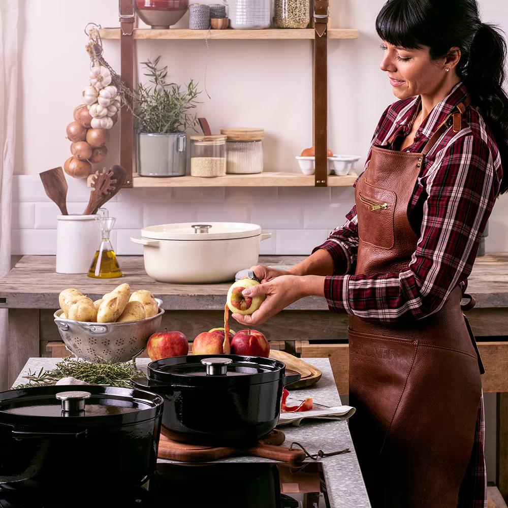 KitchenAid Kapaklı Döküm Demir Tencere 26 cm Onyx Black