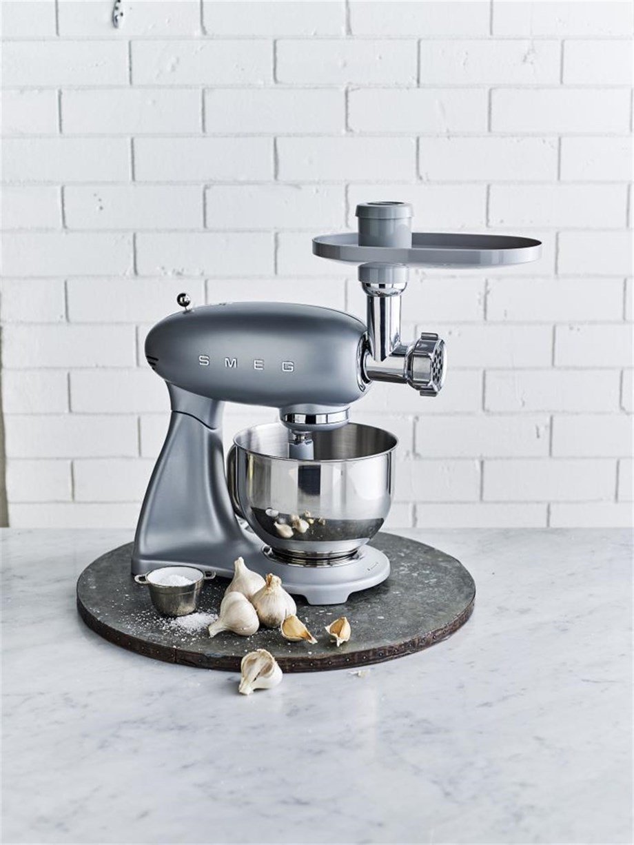 SMEG Gümüş Stand Mikser SMF02SVEU
