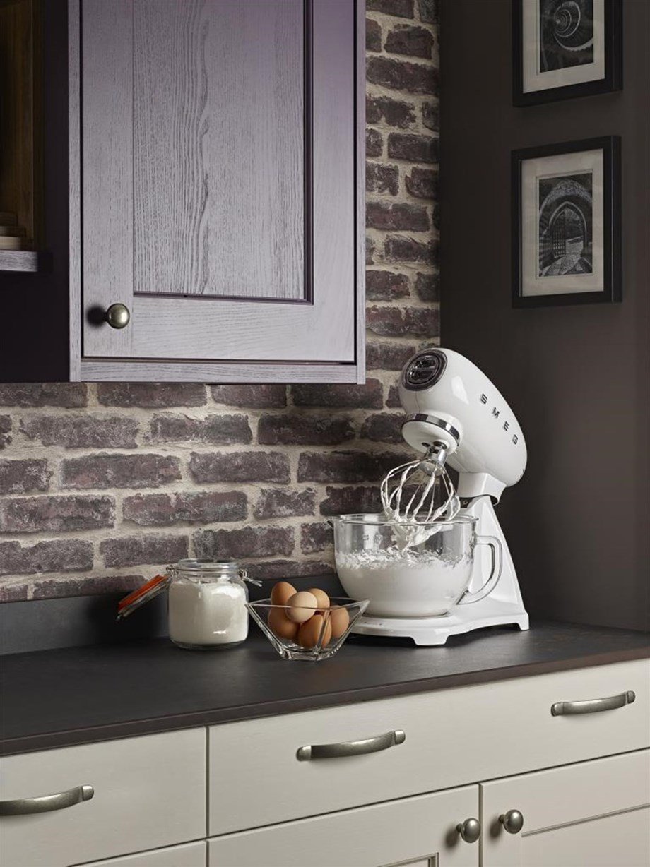 SMEG Komple Beyaz Cam Kaseli Stand Mikser SMF13WHEU