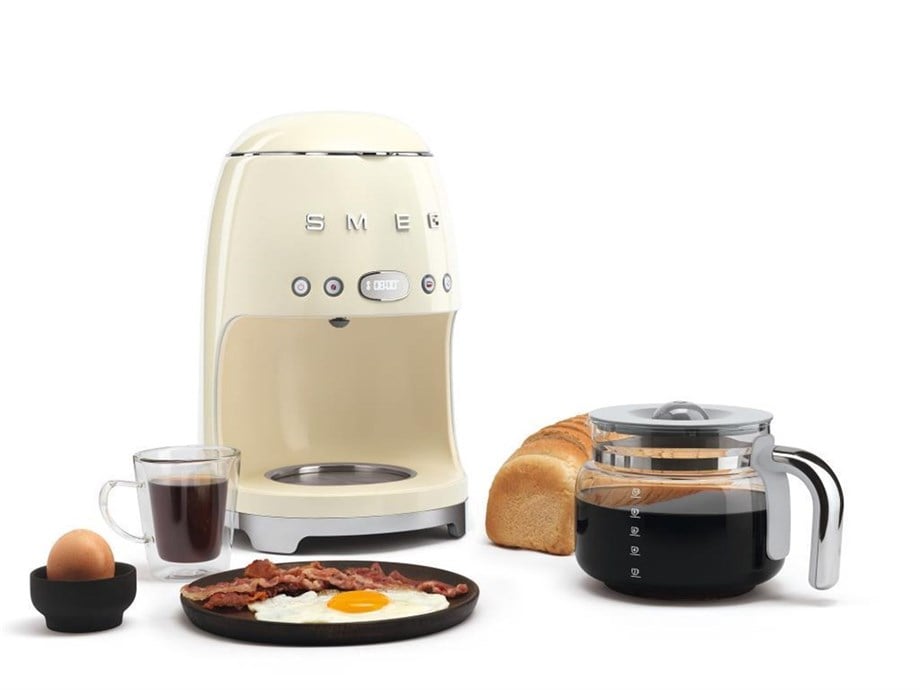 SMEG Krem Filtre Kahve Makinesi DCF02CREU