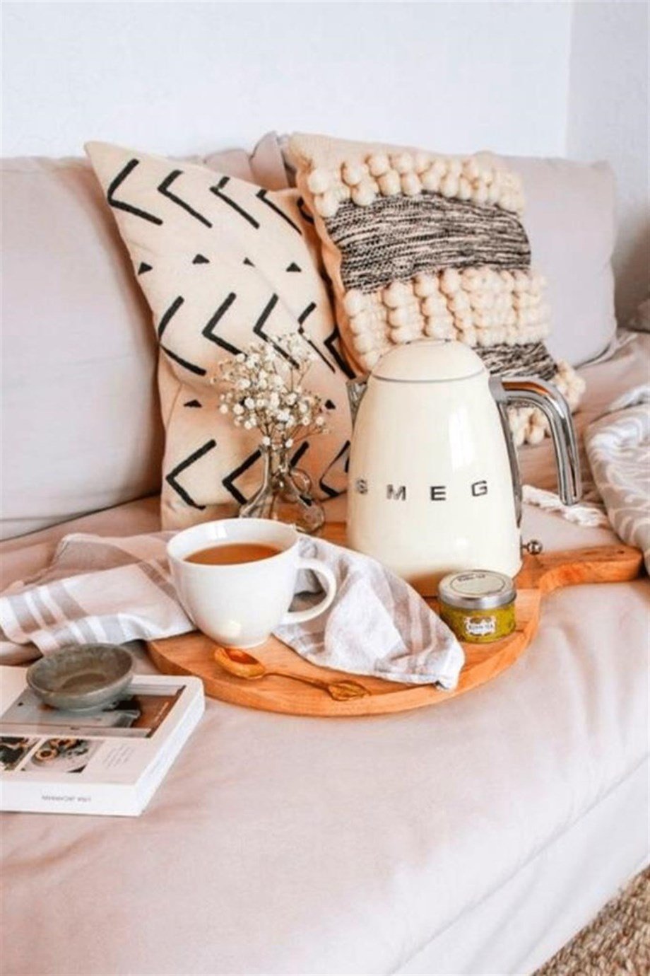 SMEG Krem Kettle KLF03CREU