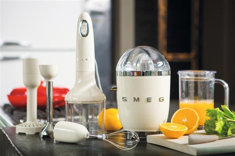 SMEG Krem Narenciye Sıkacağı CJF01CREU