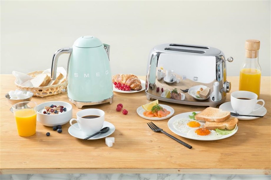 SMEG Pastel Yeşil 2X1 Ekmek Kızartma Makinesi TSF01PGEU