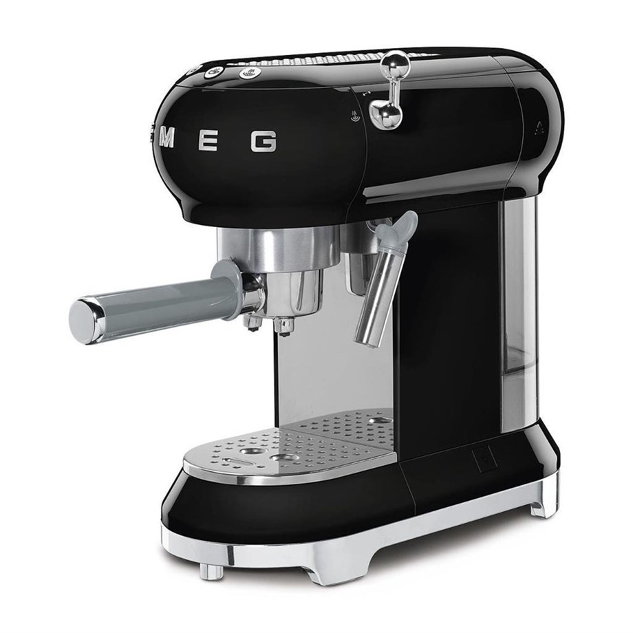 SMEG Siyah Espresso Kahve Makinesi ECF01BLEU