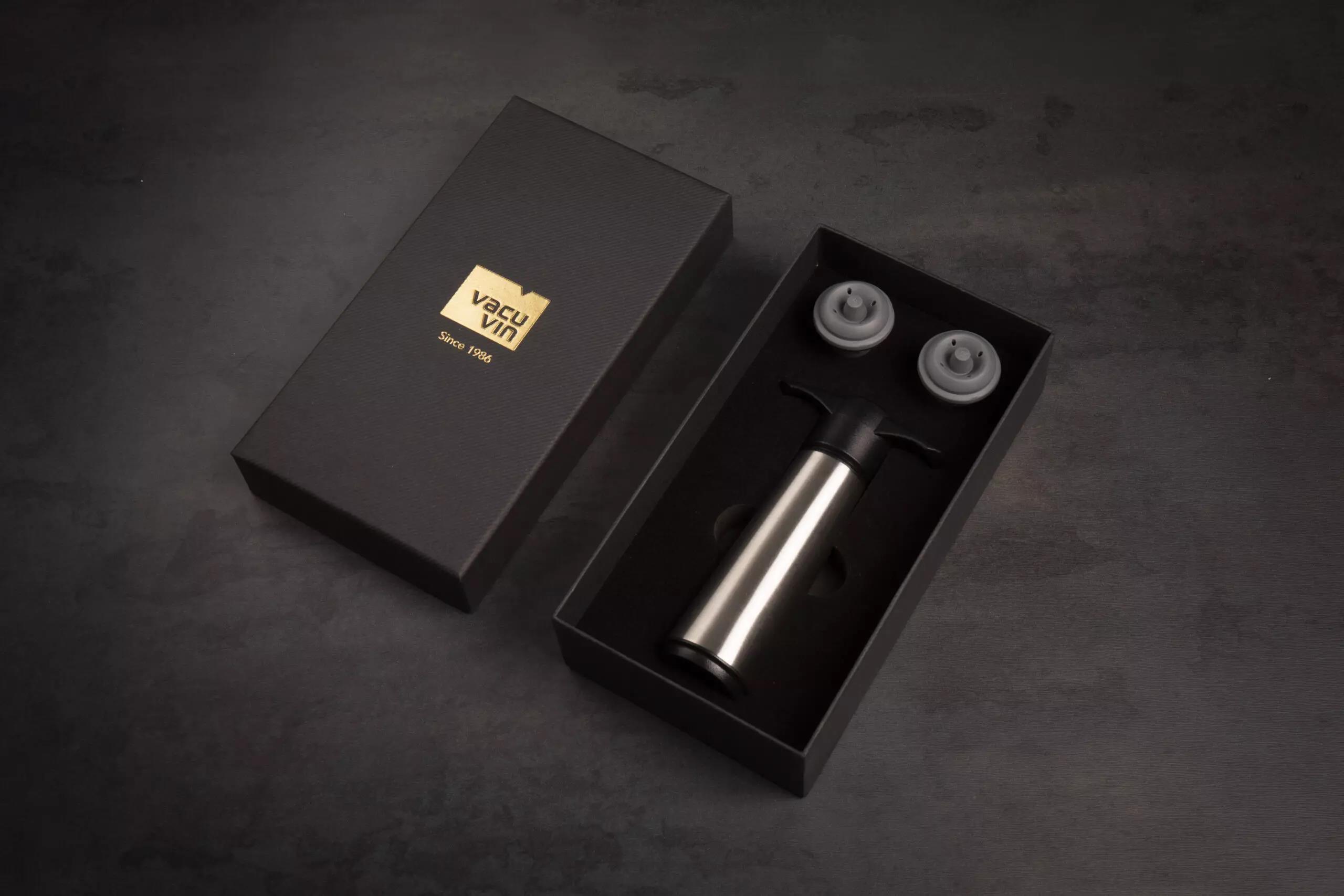 Vacu Vin Şarap Vakum Seti, Paslanmaz Çelik (1 Pompa, 2 Tıpa), Hediye Kutulu