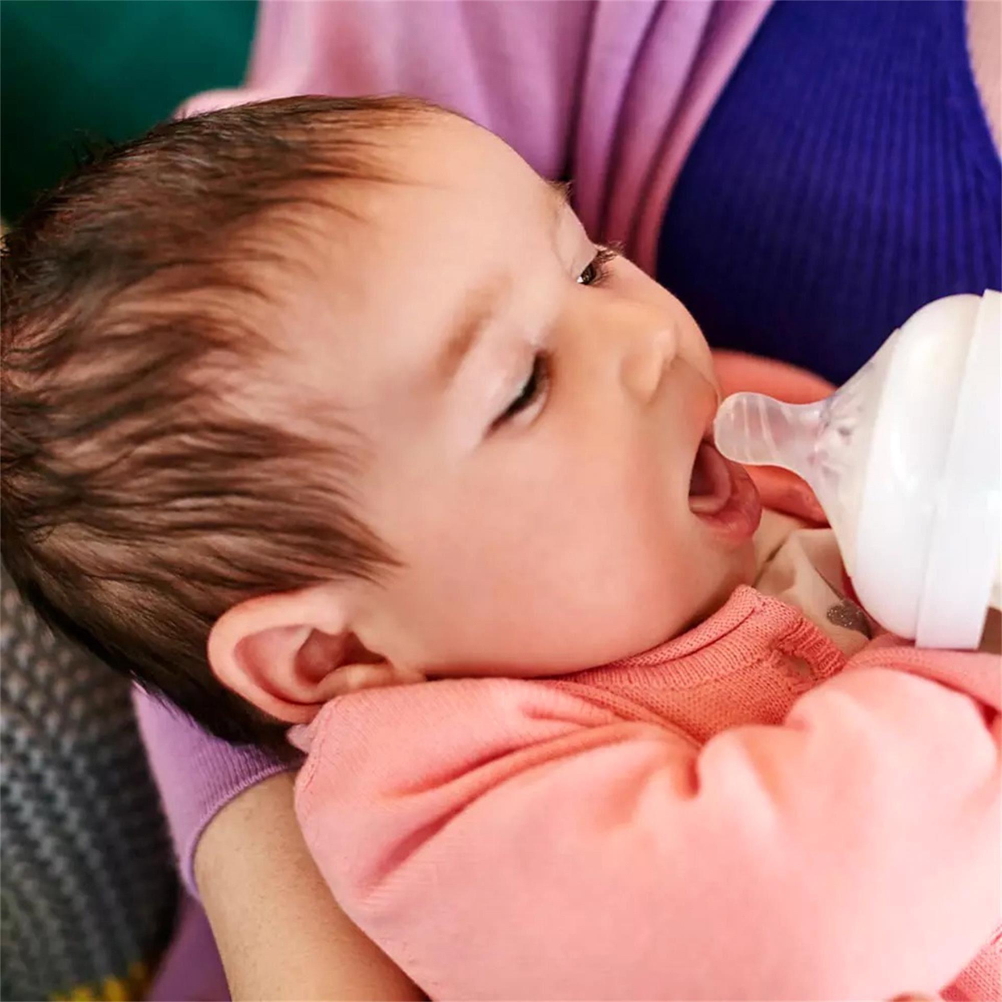 Philips Avent Natural PP İkili Biberon 260 ml Scf033/27
